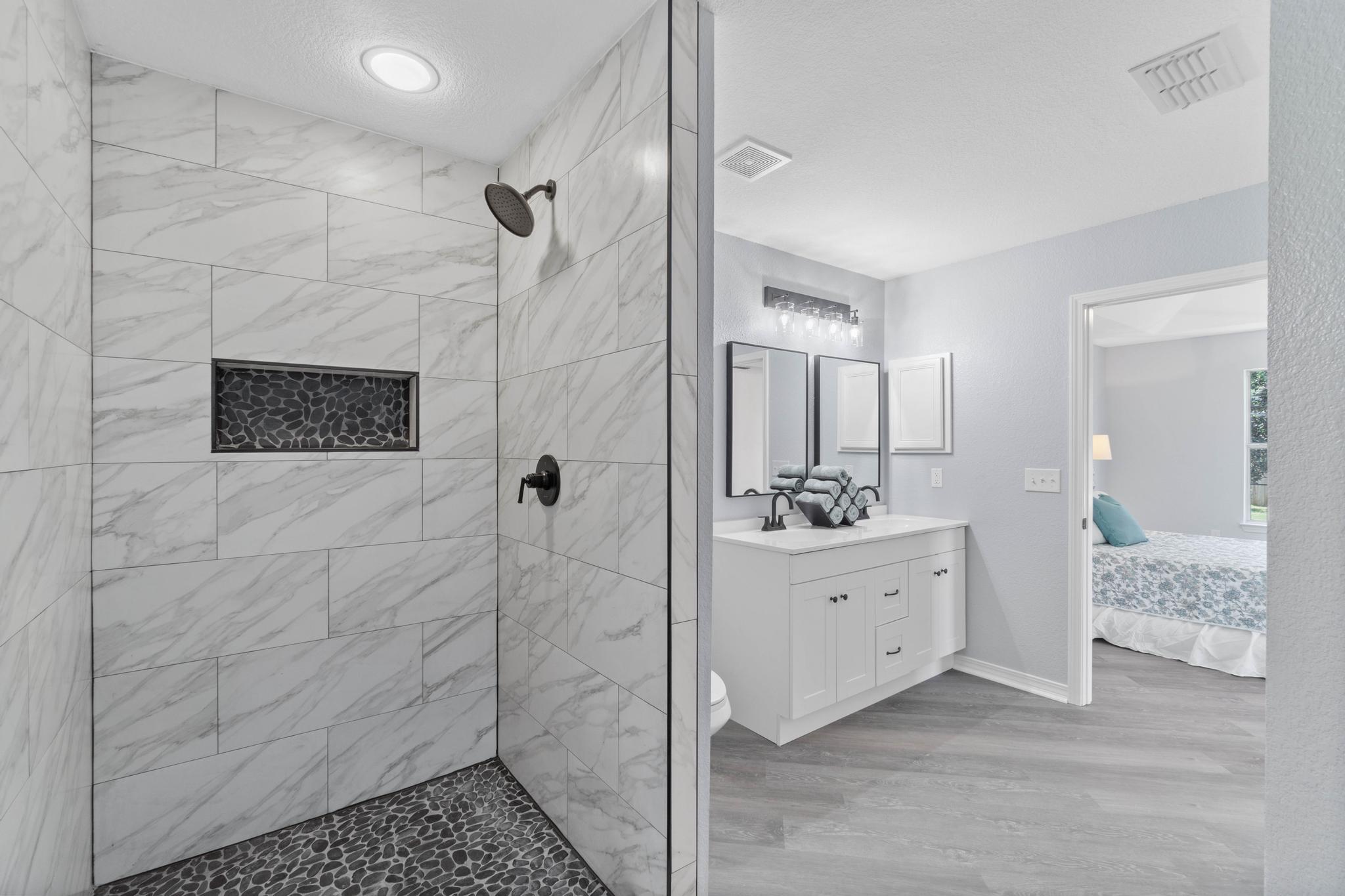 DRIFTWOOD ESTATES - Residential