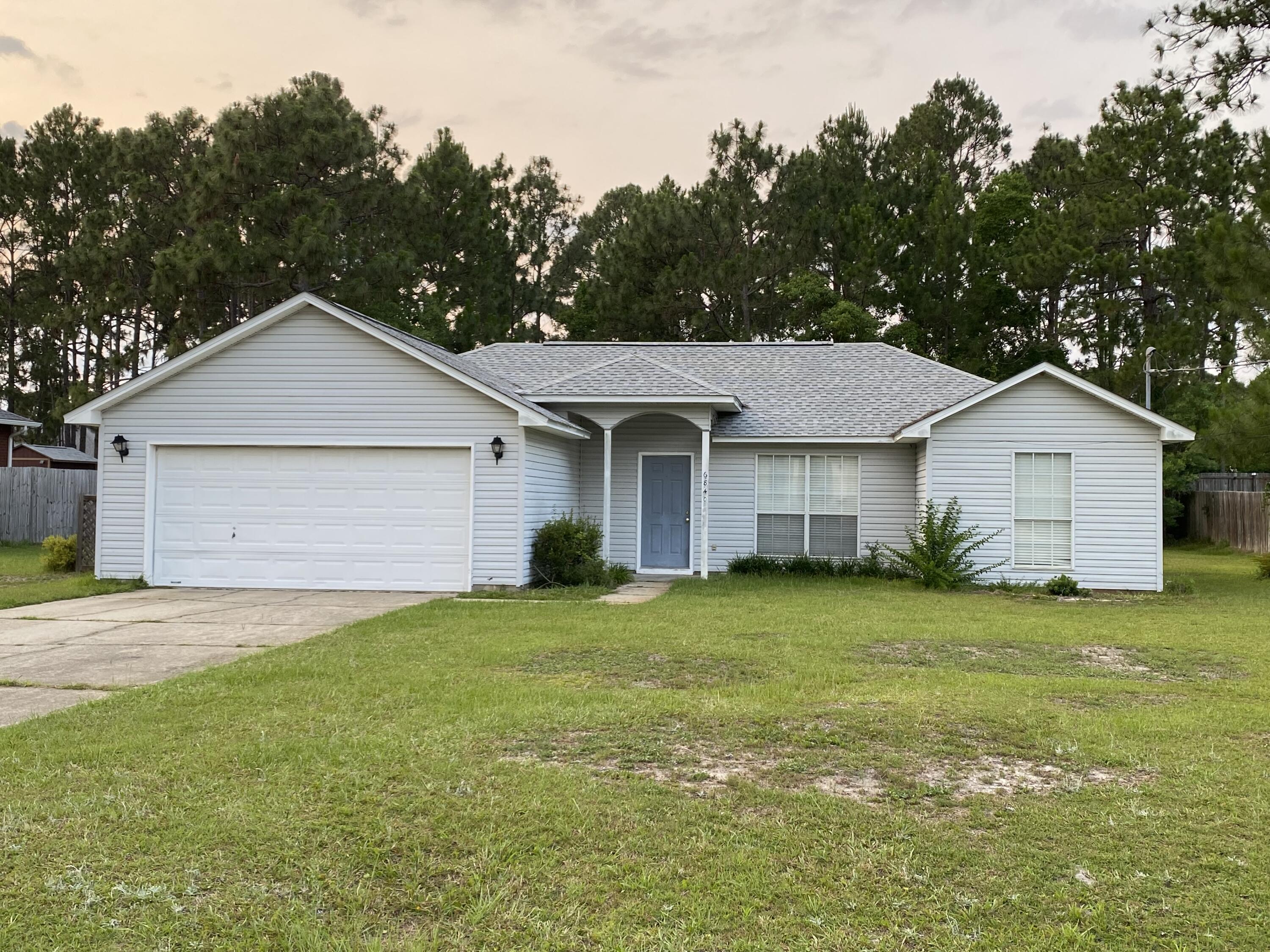 HOLLEY BY THE SEA - Residential