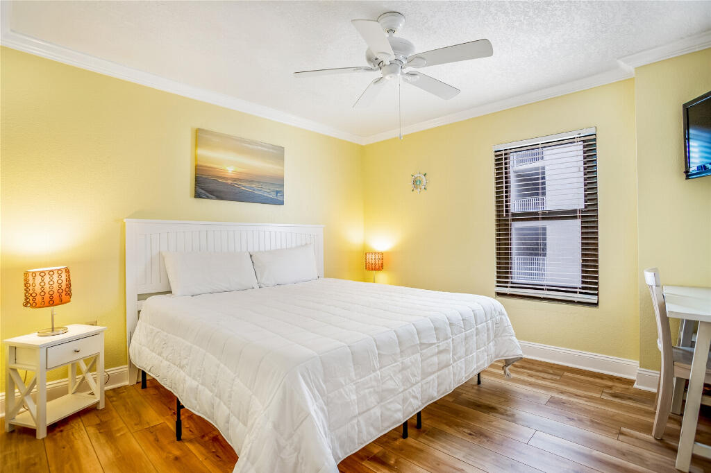 ocean breeze condominium - Residential