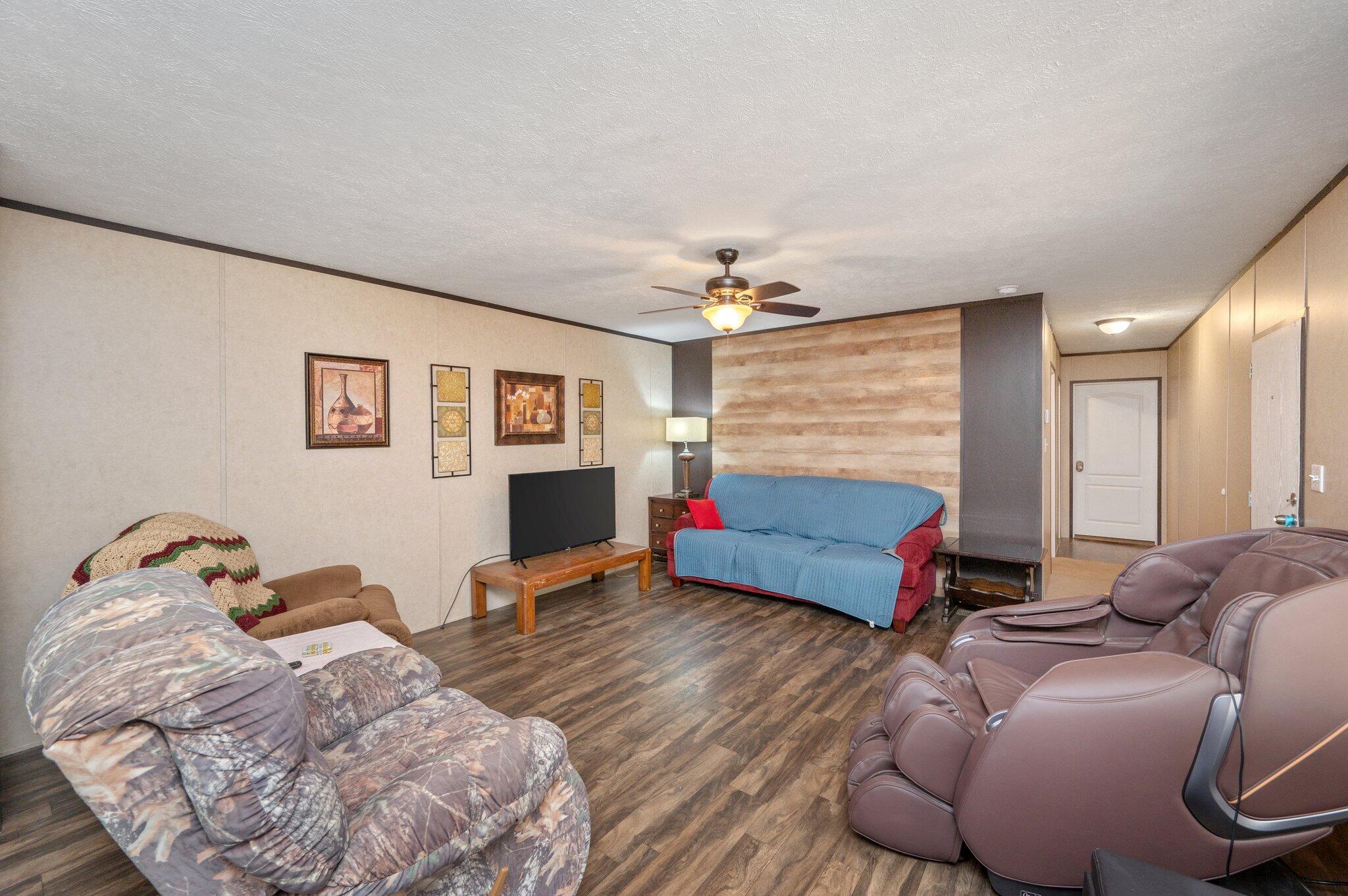 KIMBERLY ESTATES - Residential