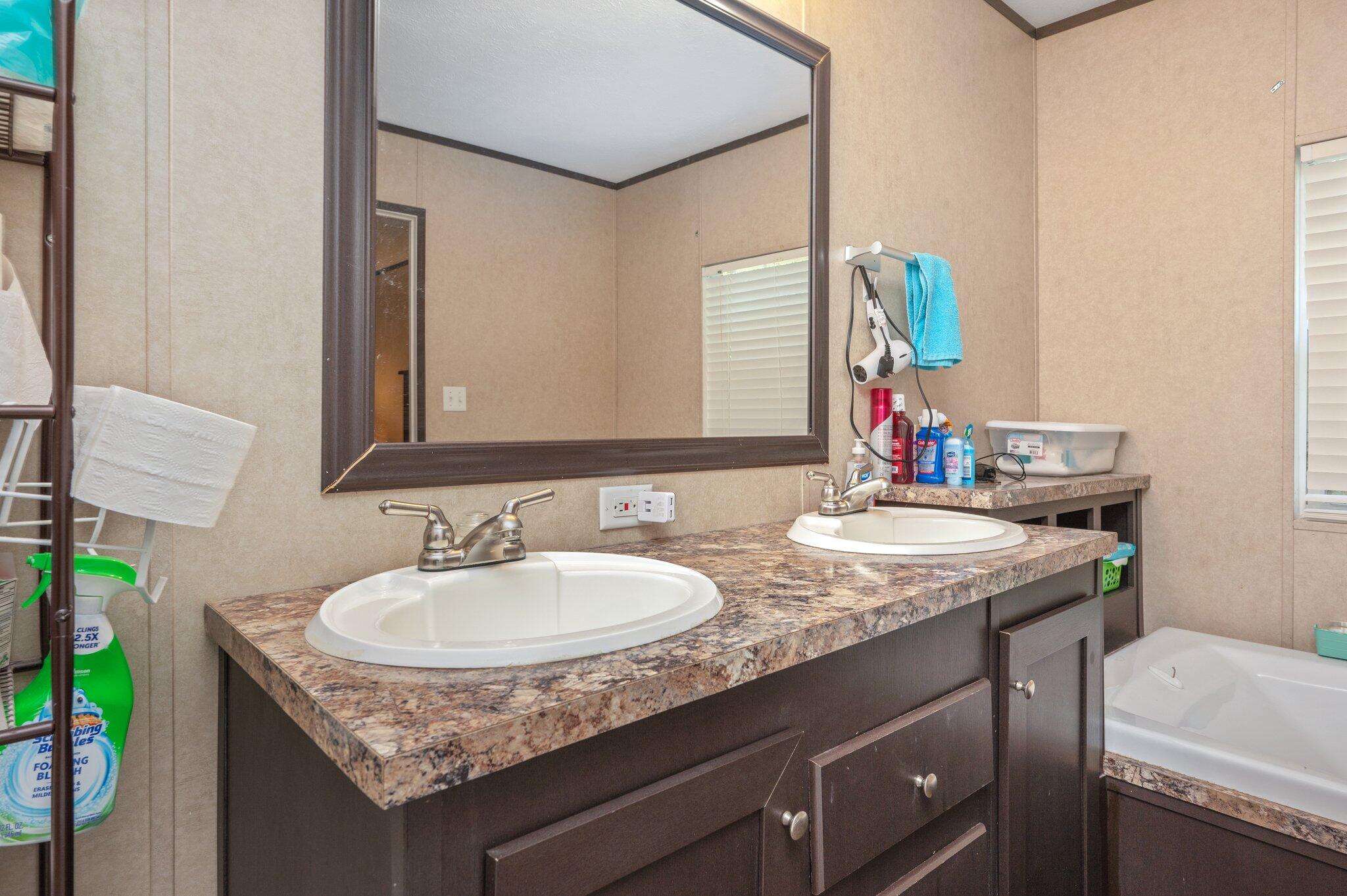 KIMBERLY ESTATES - Residential