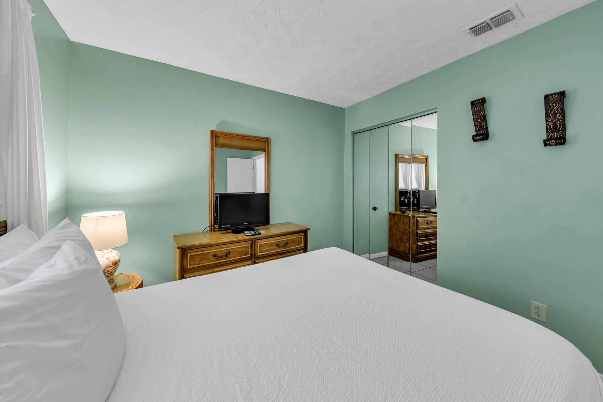 BEACHSIDE CONDO AT SEAGROVE - Residential