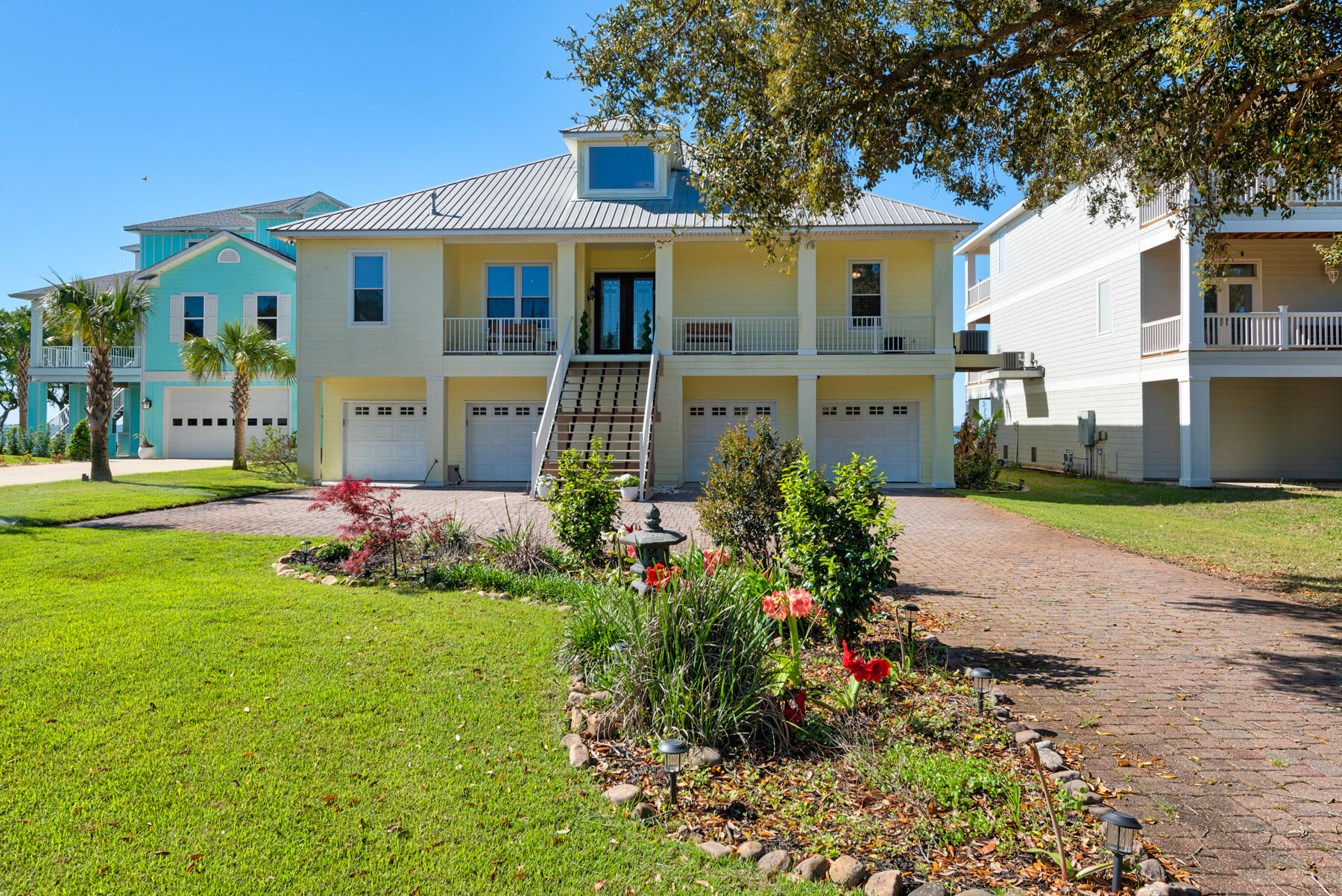 SOUNDSIDE - Residential