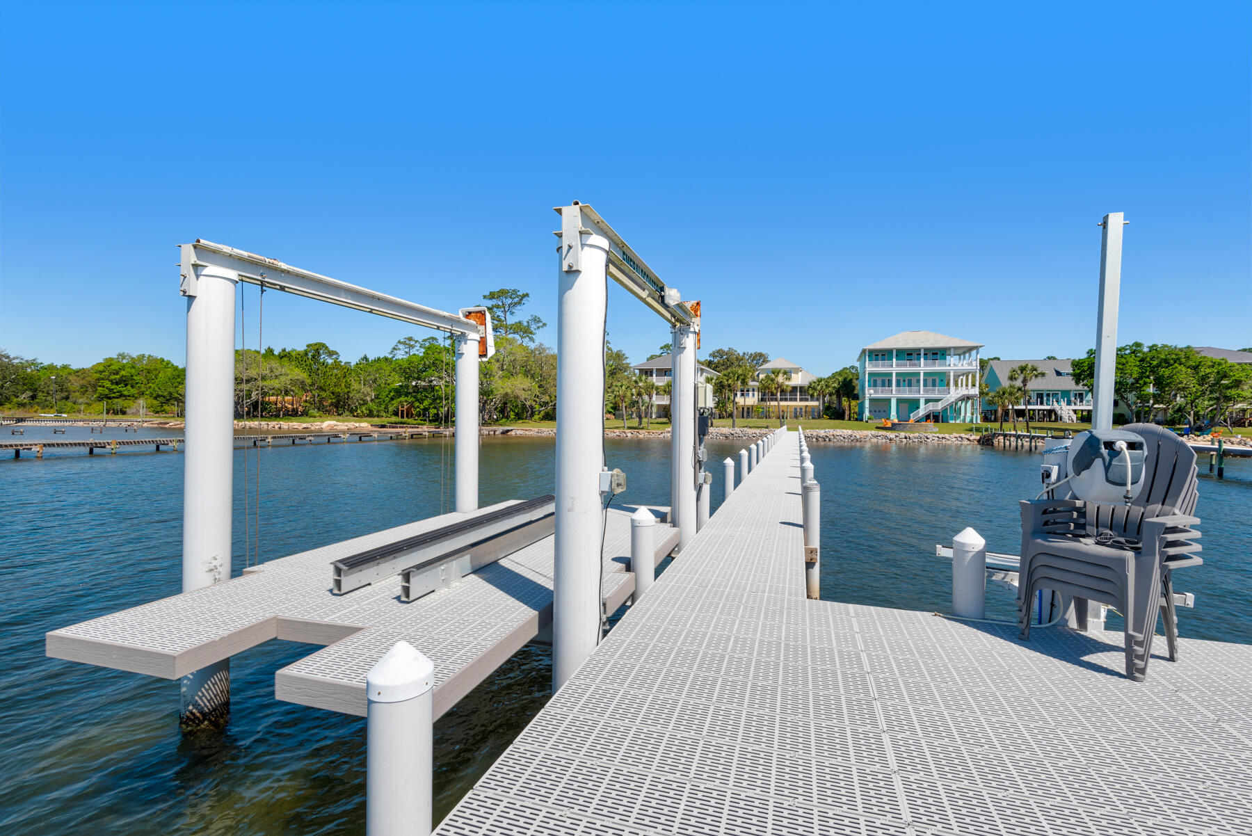 SOUNDSIDE - Residential