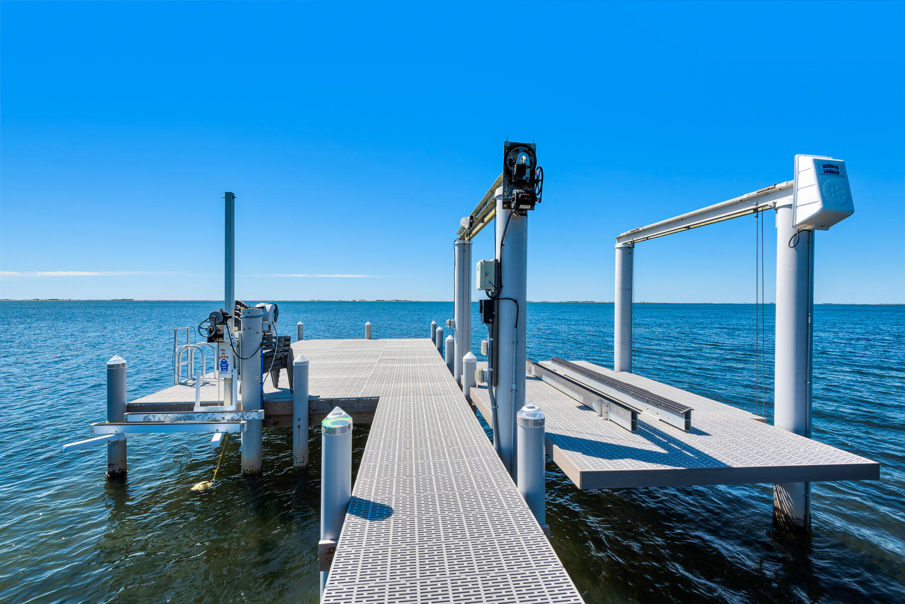 SOUNDSIDE - Residential