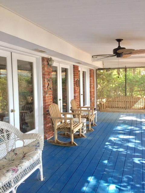 WOODLAND SHORES - Residential