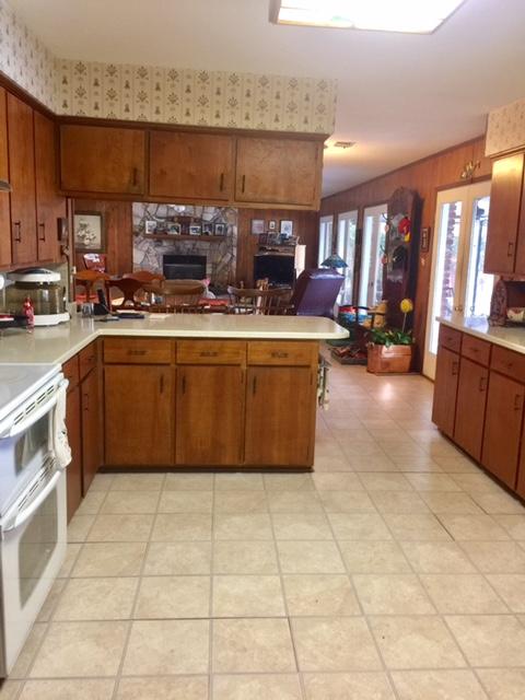 WOODLAND SHORES - Residential