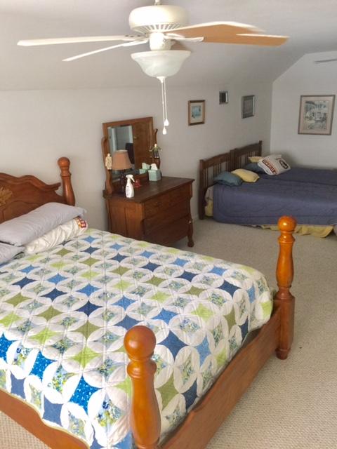 WOODLAND SHORES - Residential