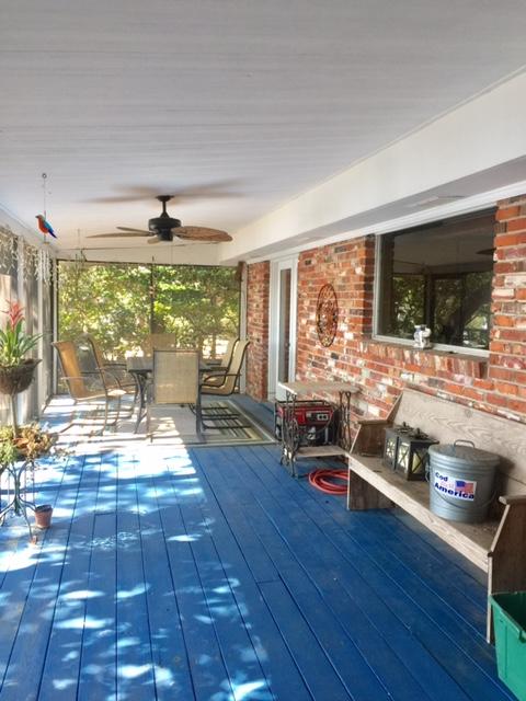 WOODLAND SHORES - Residential