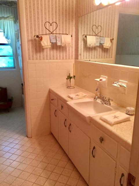 WOODLAND SHORES - Residential