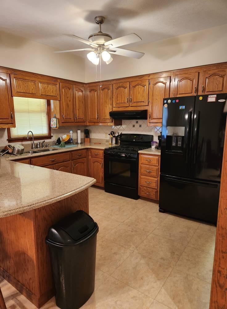 NO RECORDED SUBDIVISION - Residential