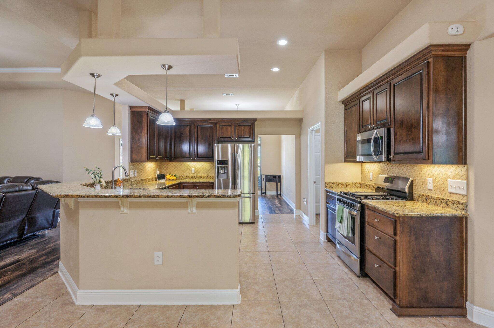 FOX VALLEY - Residential
