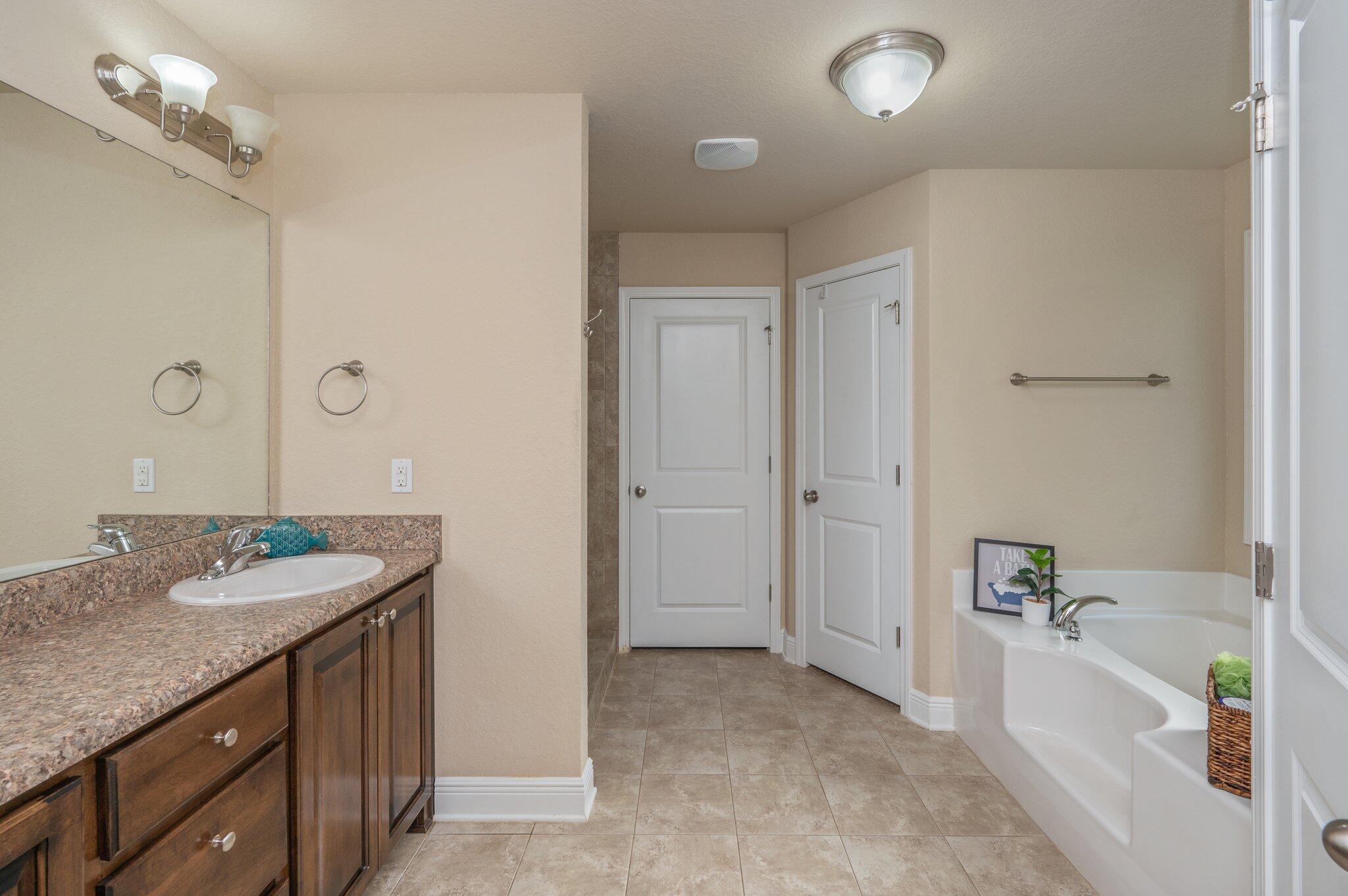 FOX VALLEY - Residential