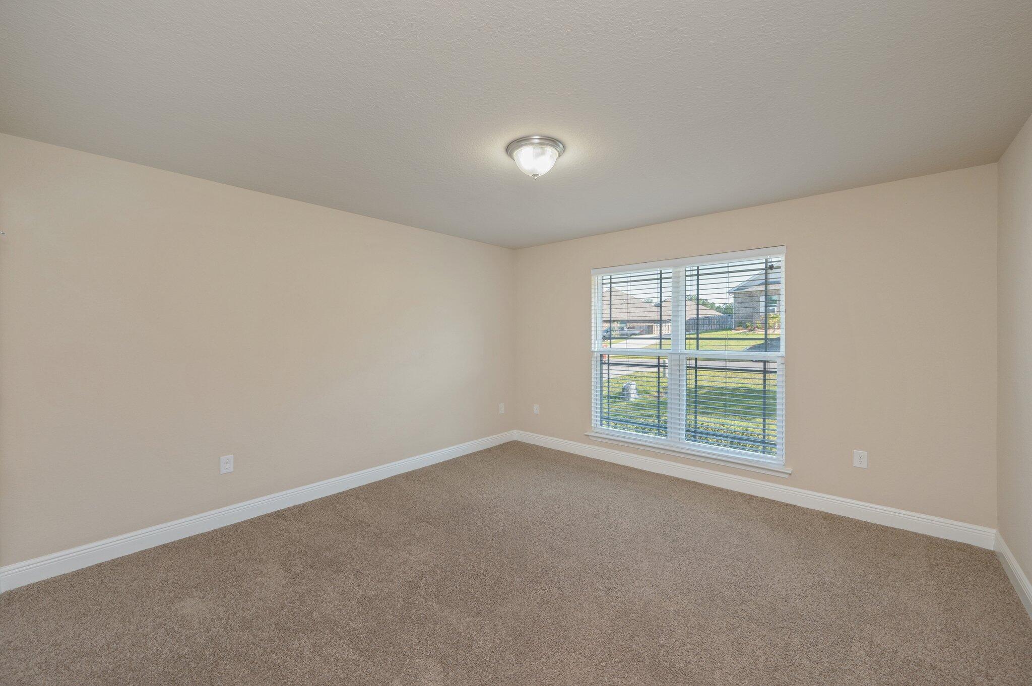 FOX VALLEY - Residential