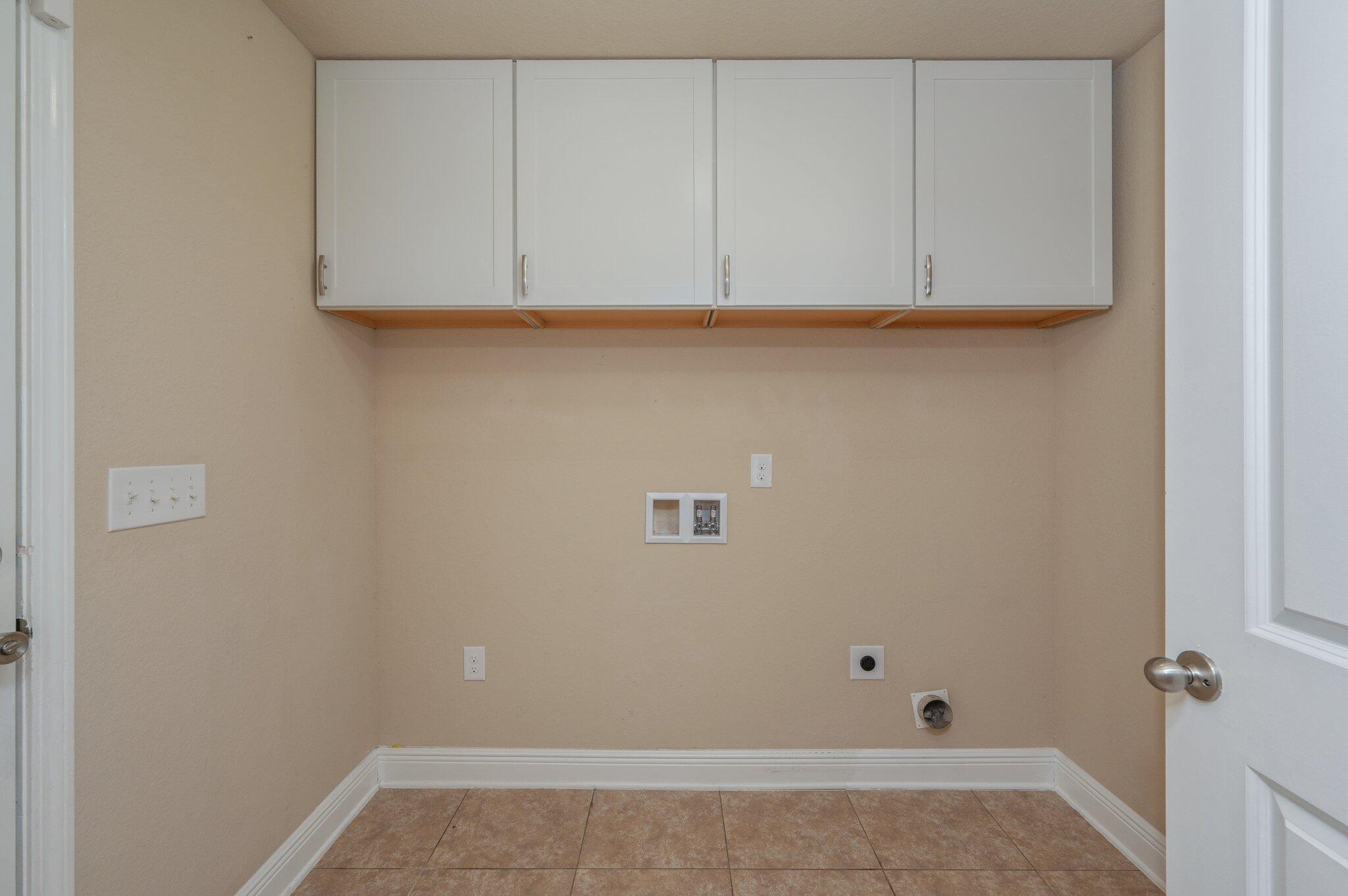 FOX VALLEY - Residential