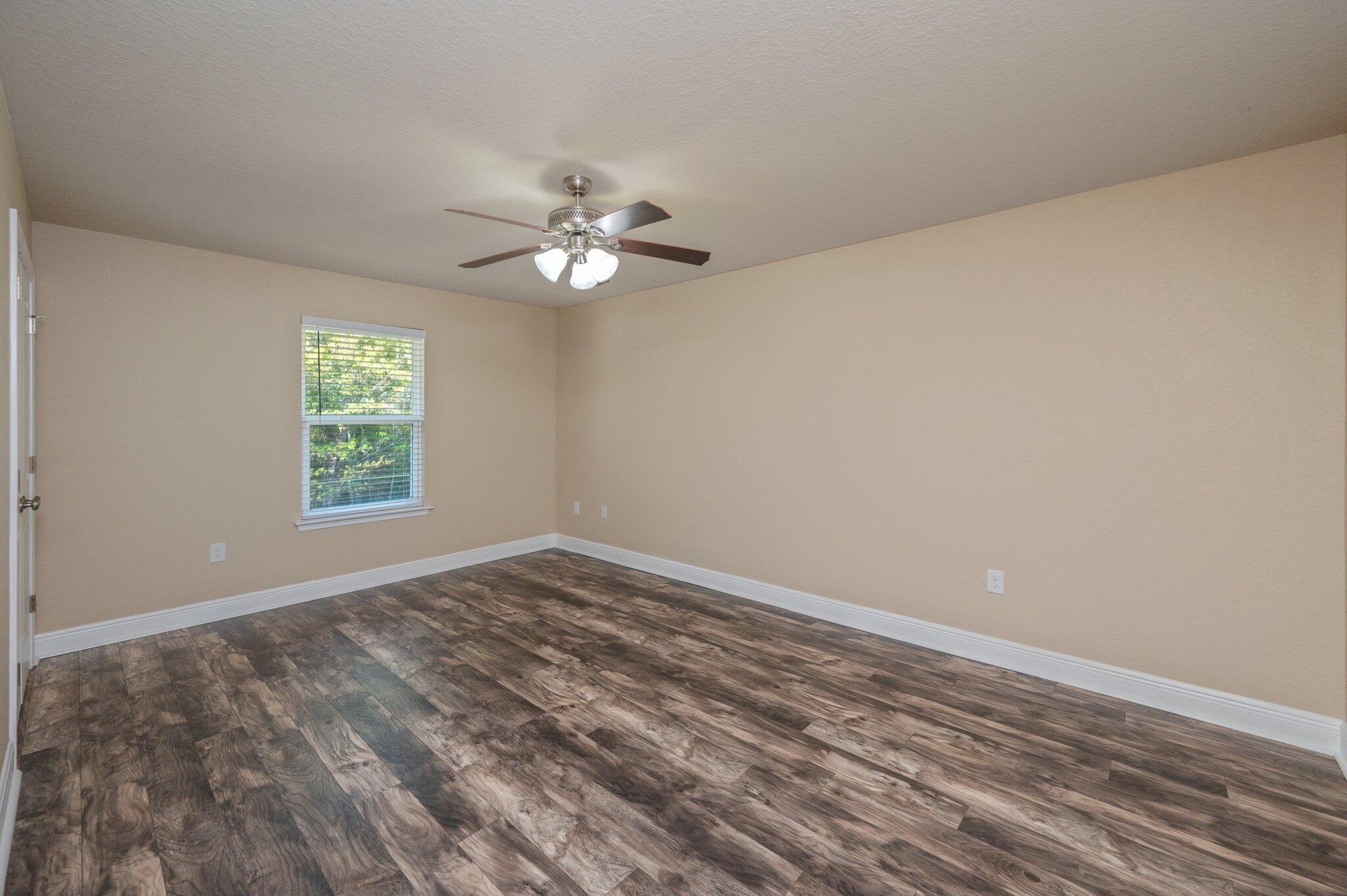 FOX VALLEY - Residential