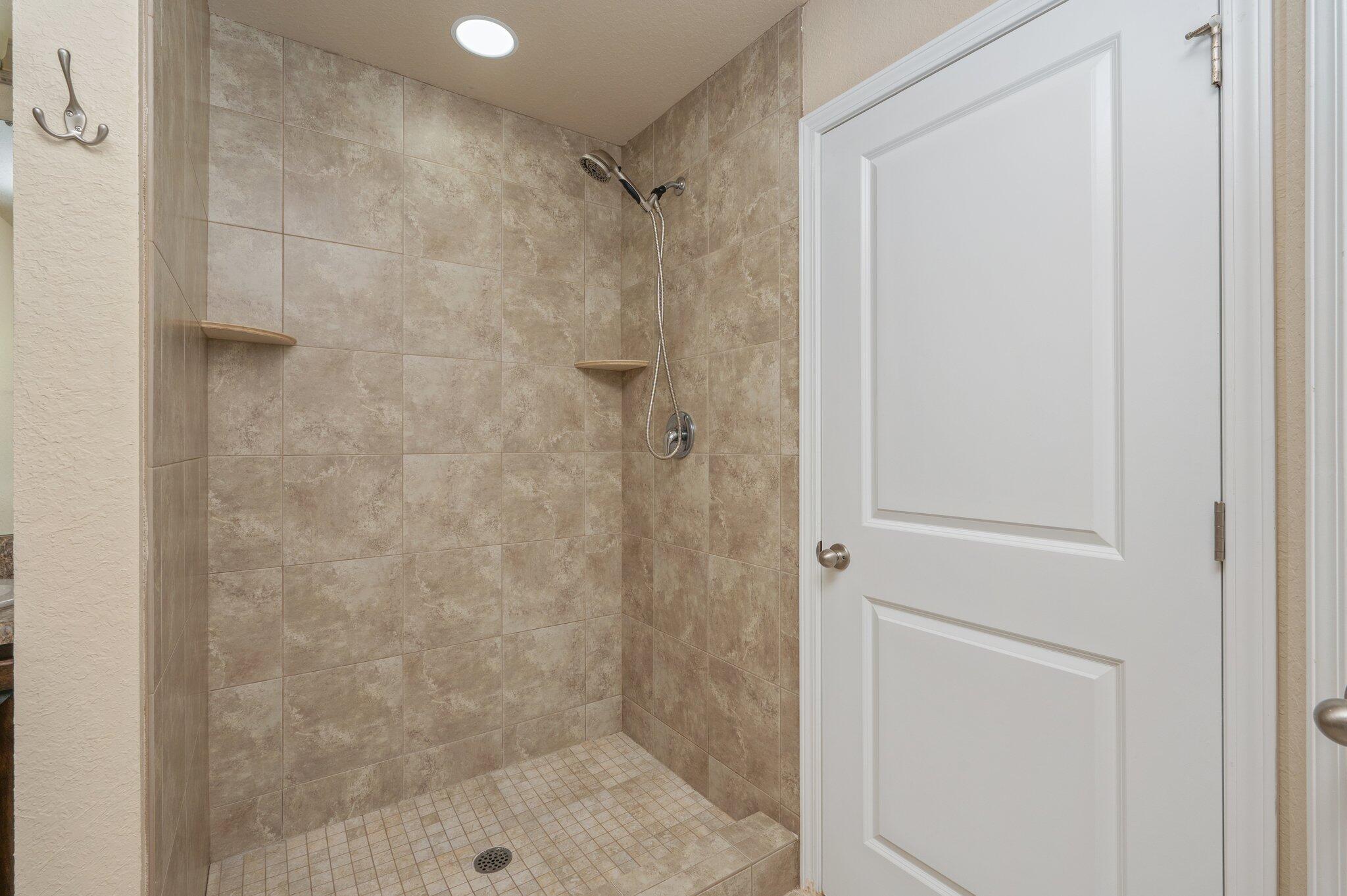FOX VALLEY - Residential