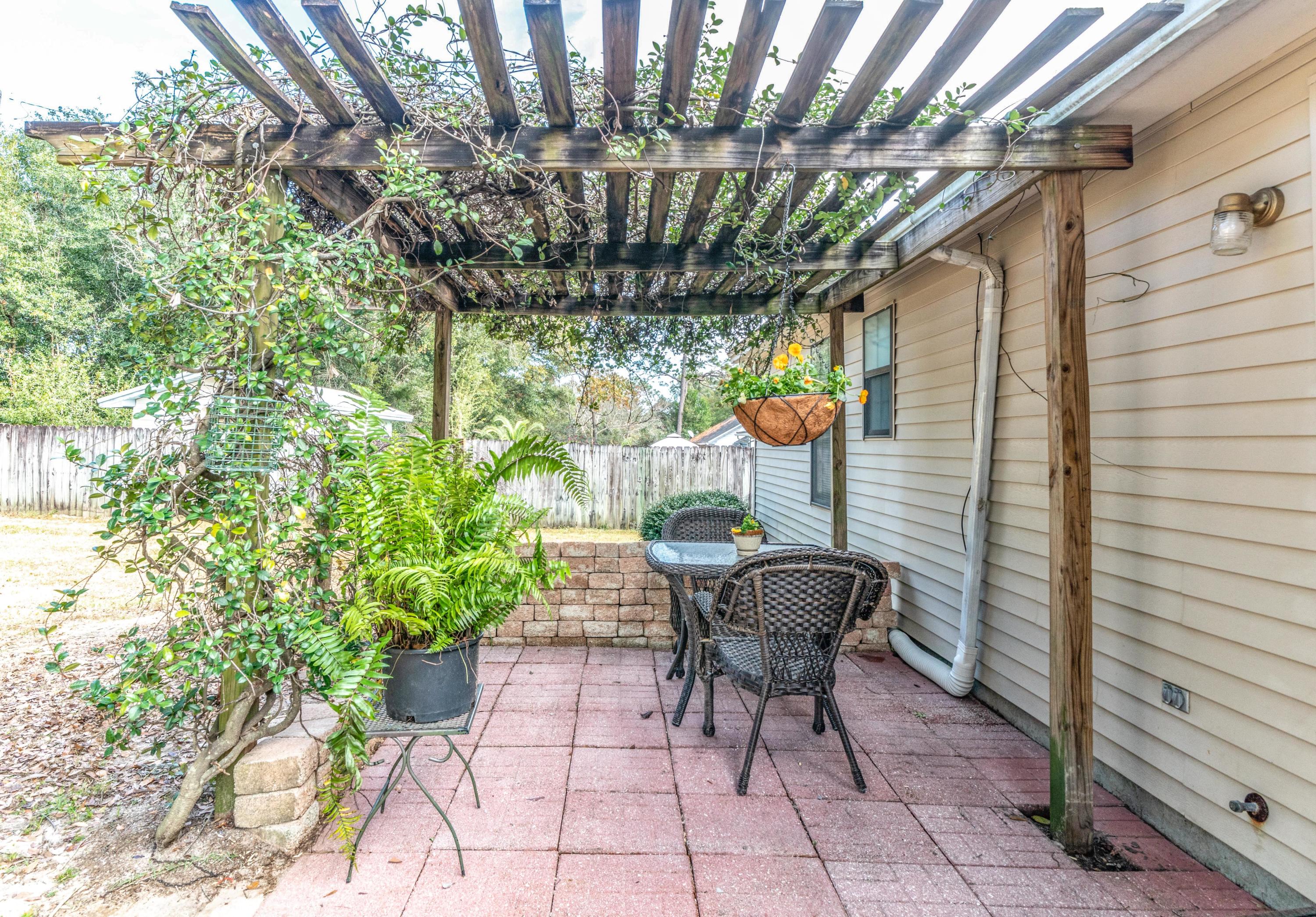 SHOAL TERRACE ESTATES - Residential