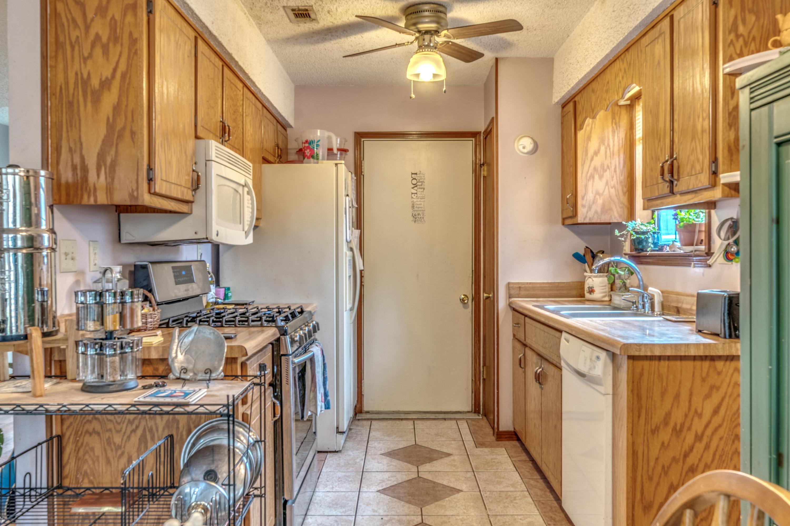 SHOAL TERRACE ESTATES - Residential