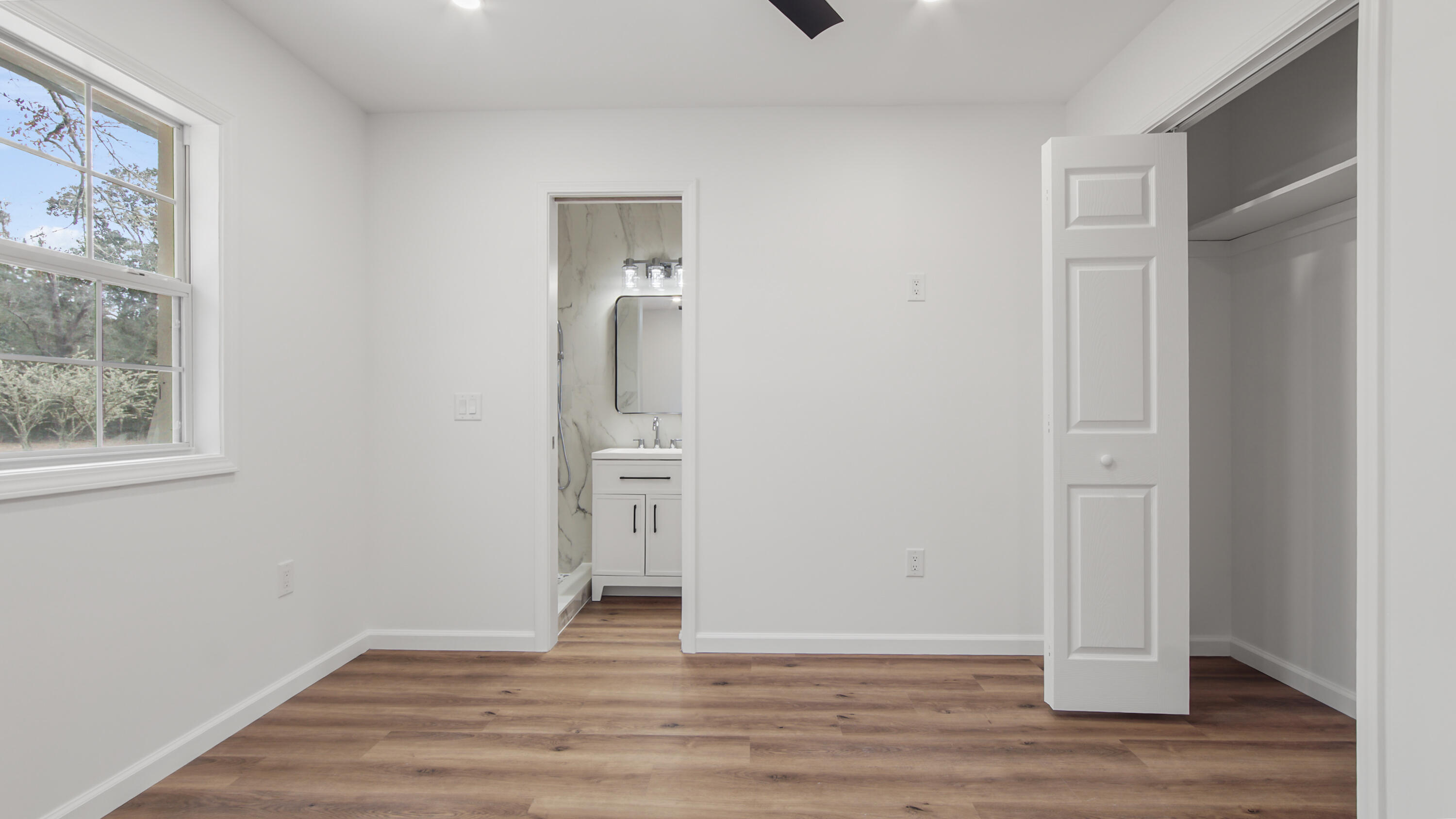 NO RECORDED SUBDIVISION - Residential