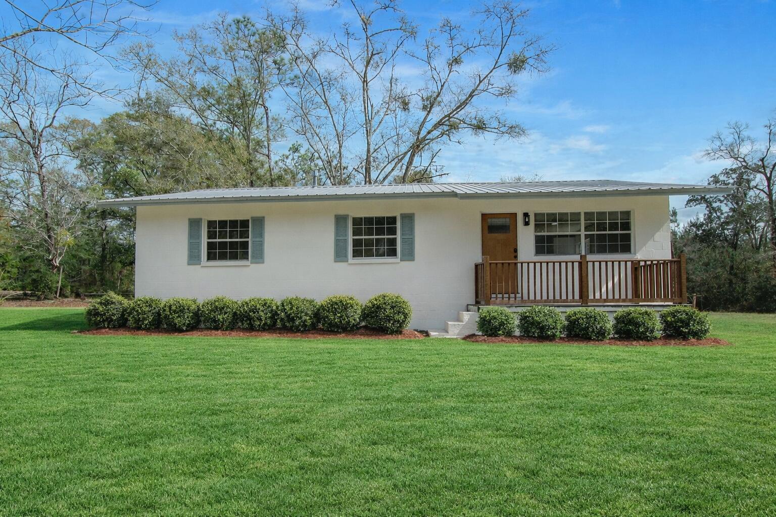 NO RECORDED SUBDIVISION - Residential