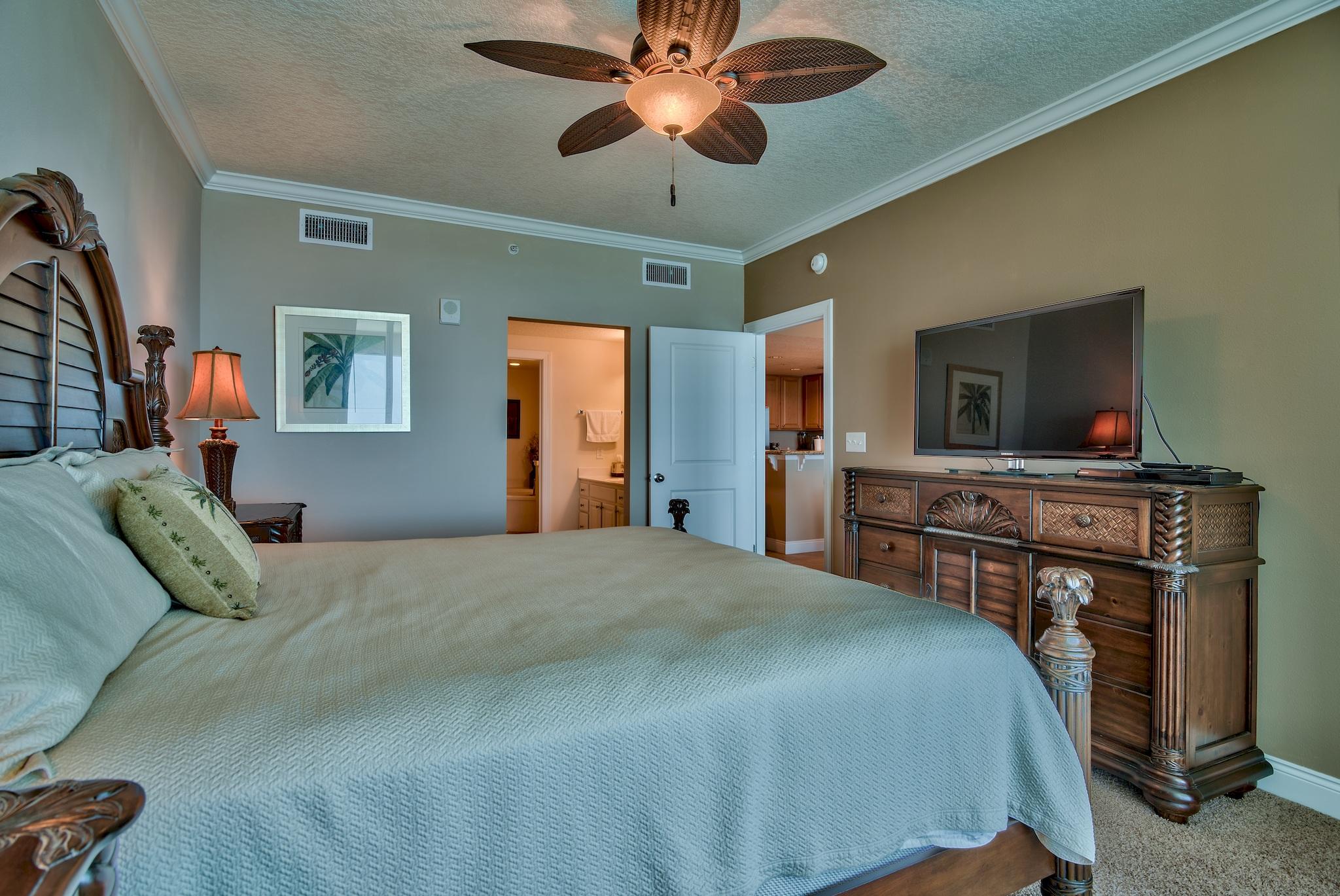 PALAZZO CONDOMINIUMS - Residential