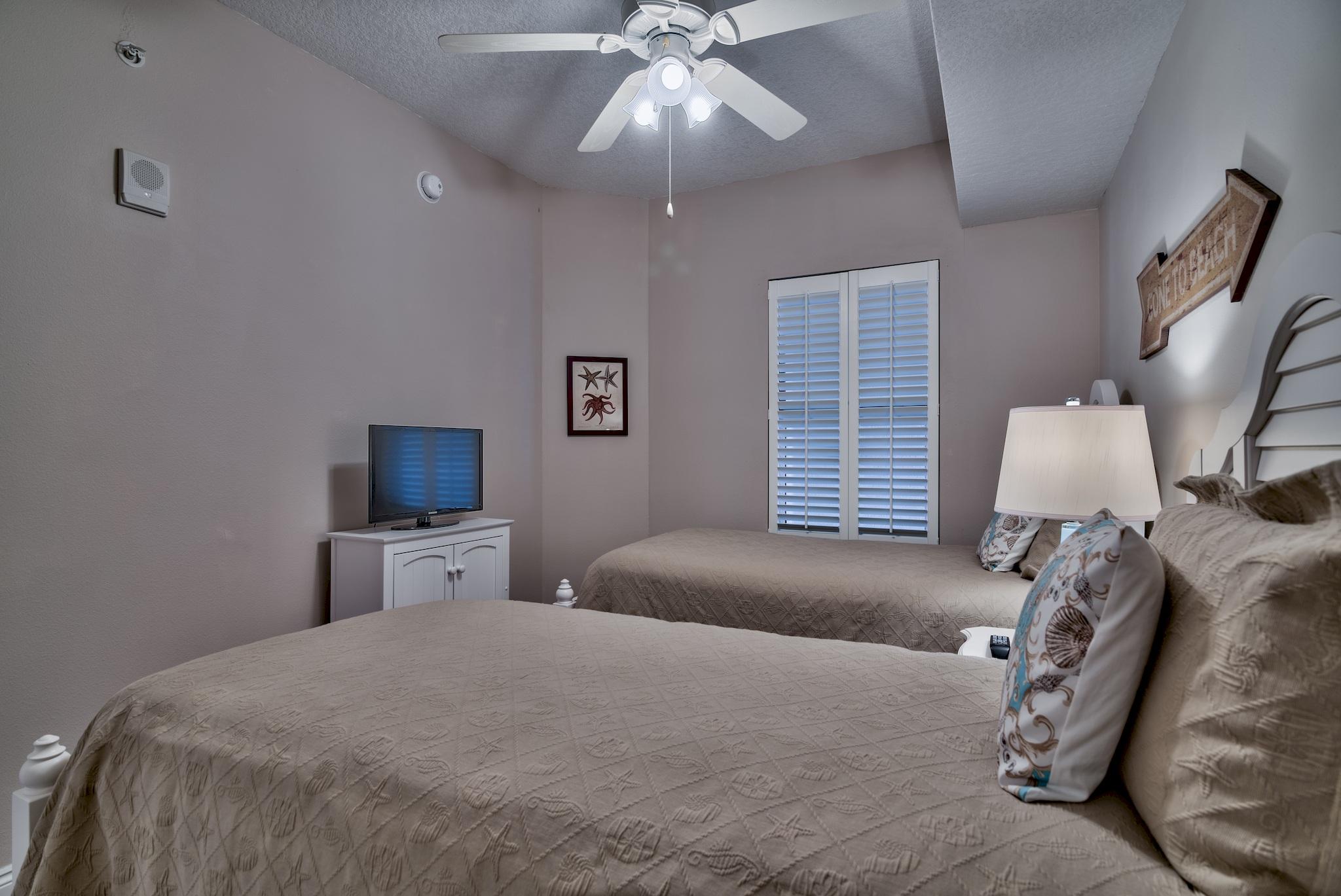 PALAZZO CONDOMINIUMS - Residential