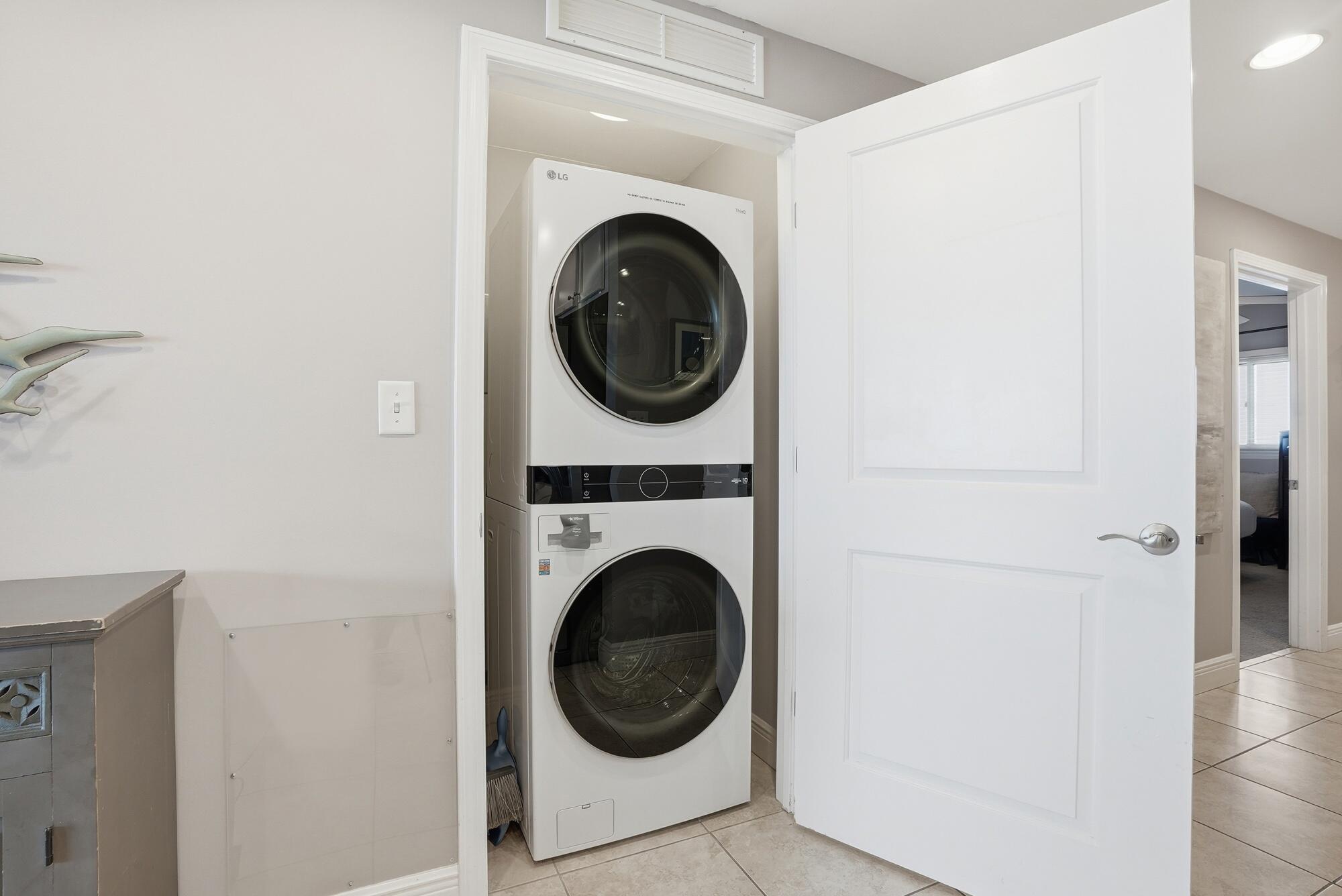 Sterling Breeze - Residential