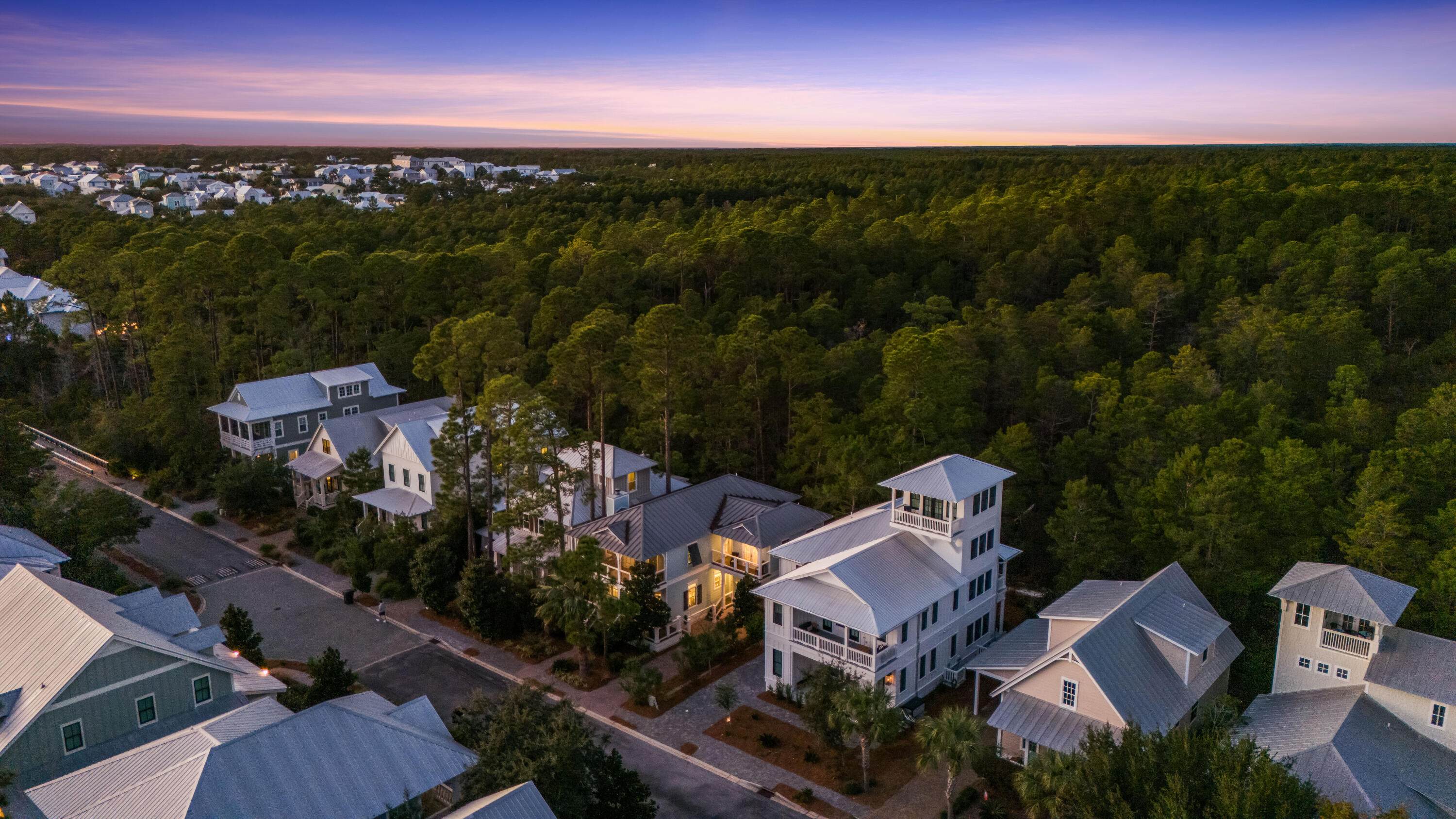 LAKESIDE AT BLUE MOUNTAIN BEACH - Residential