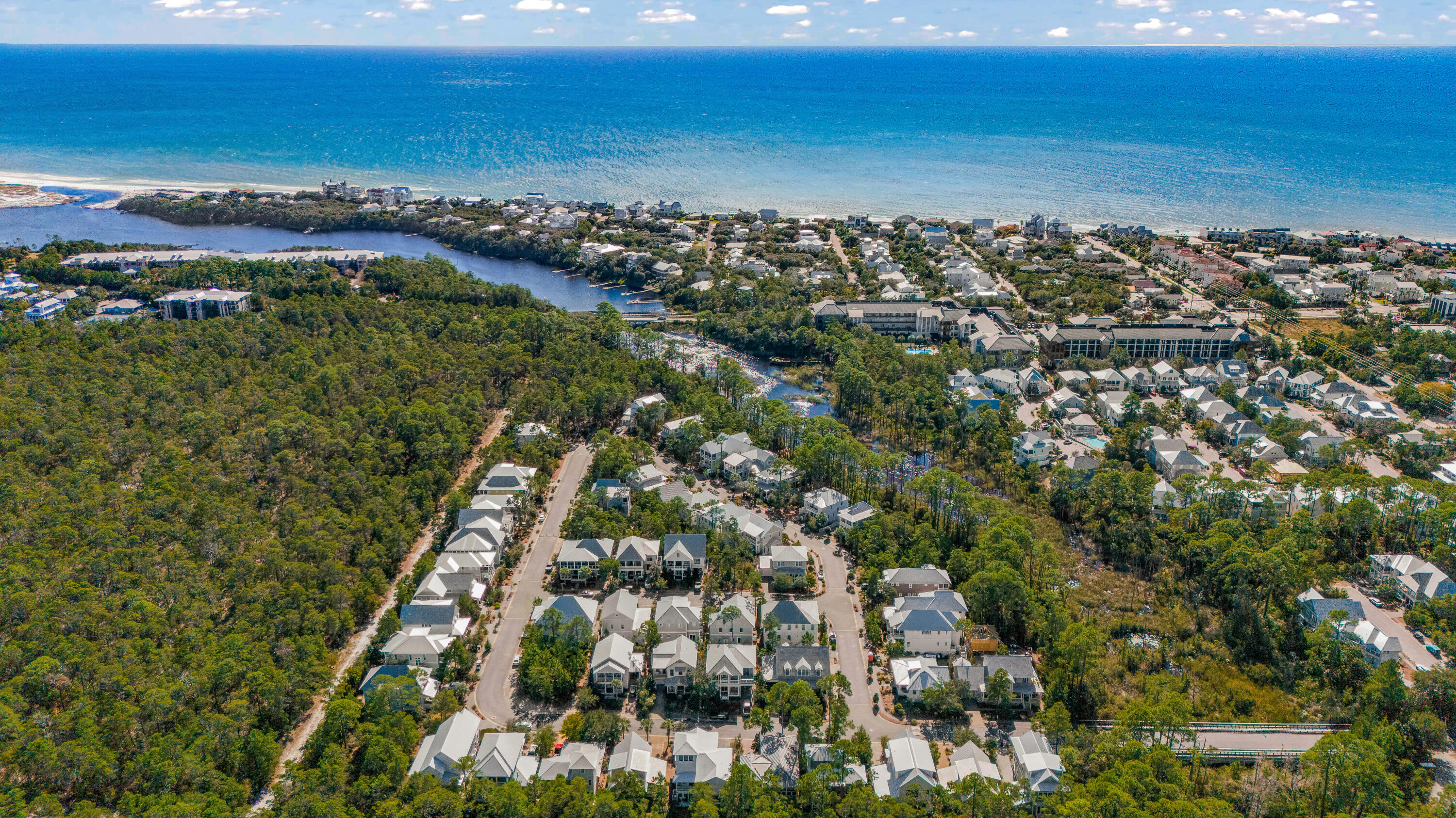 LAKESIDE AT BLUE MOUNTAIN BEACH - Residential