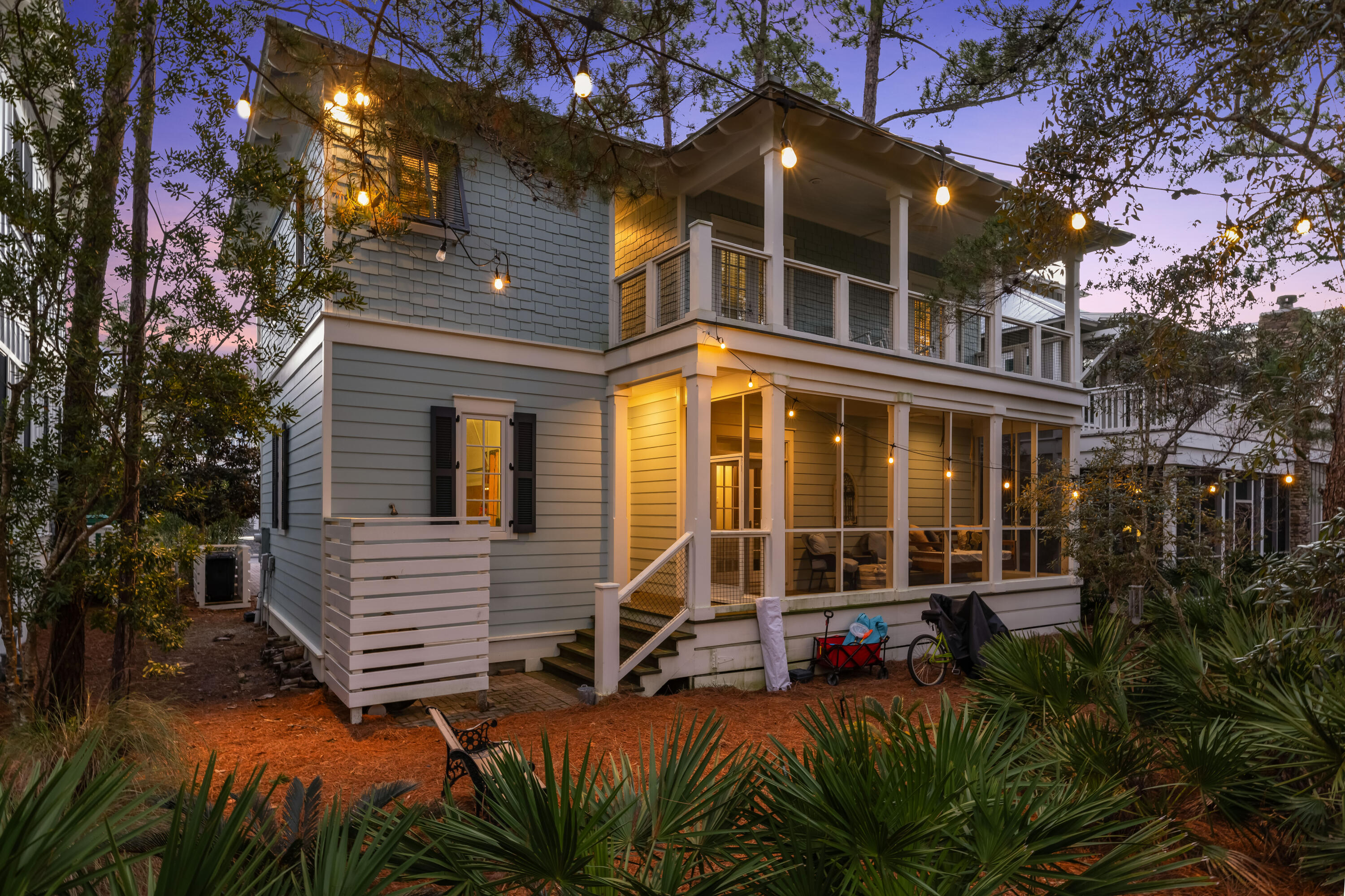 LAKESIDE AT BLUE MOUNTAIN BEACH - Residential