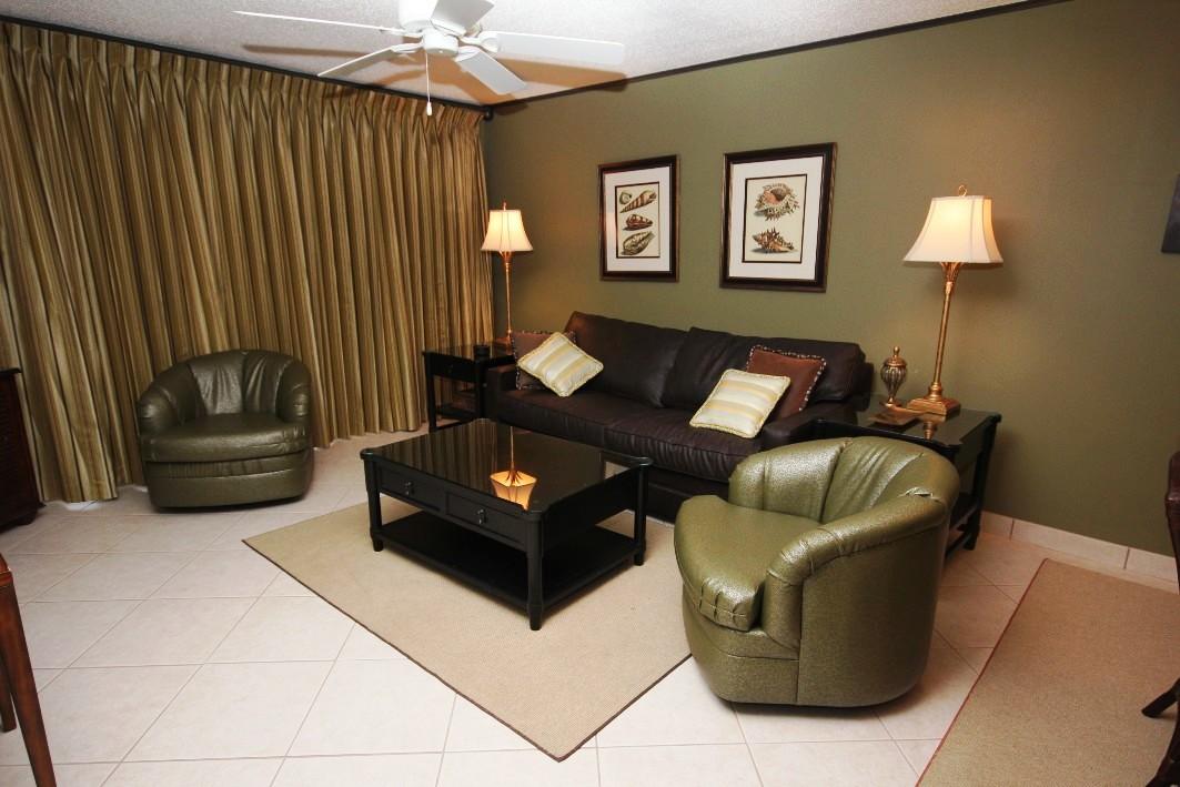 ISLANDER CONDO PH 2 - Residential