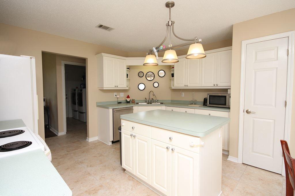 COUNTRYVIEW ESTATES 4TH ADDN PH 6 - Residential