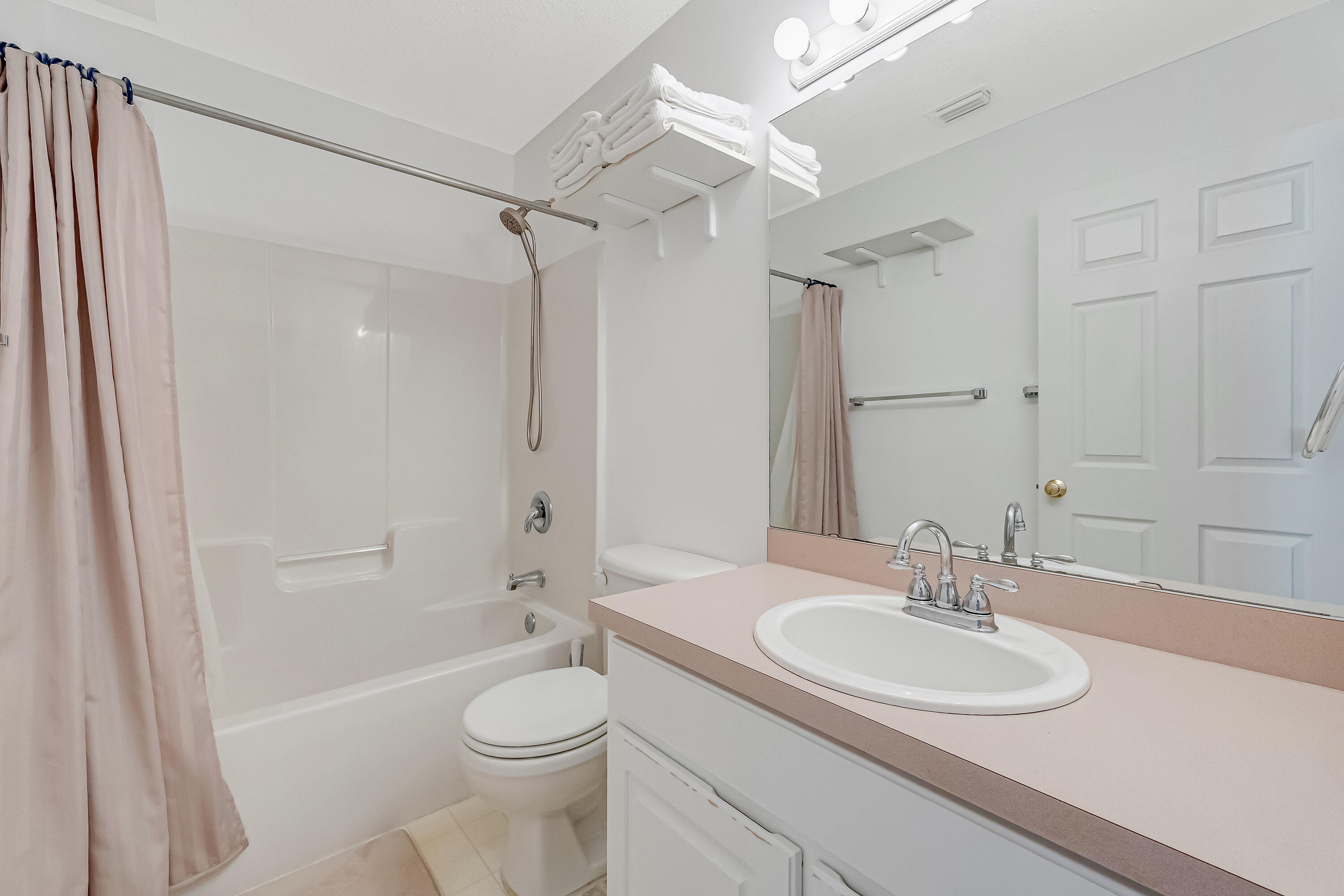 EMERALD VILLAGE S/D - Residential