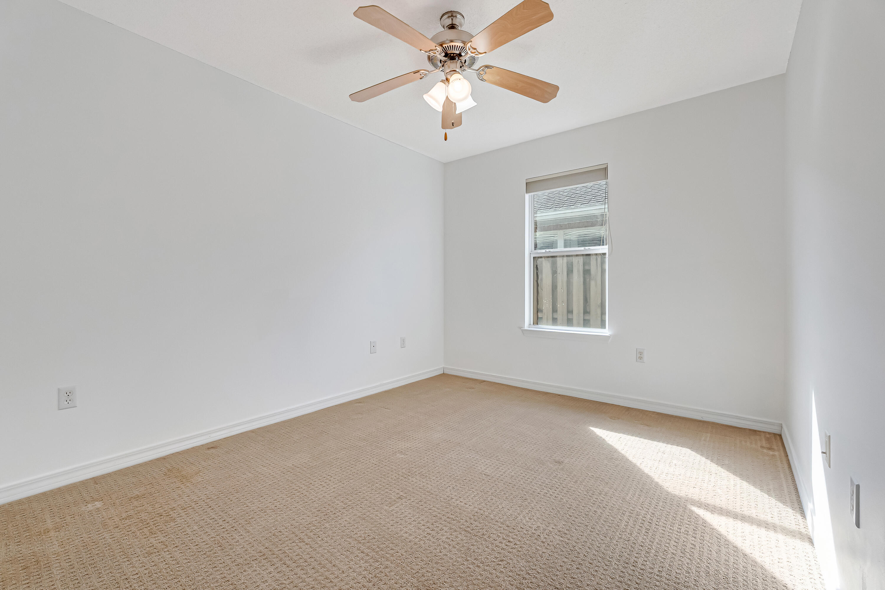 EMERALD VILLAGE S/D - Residential