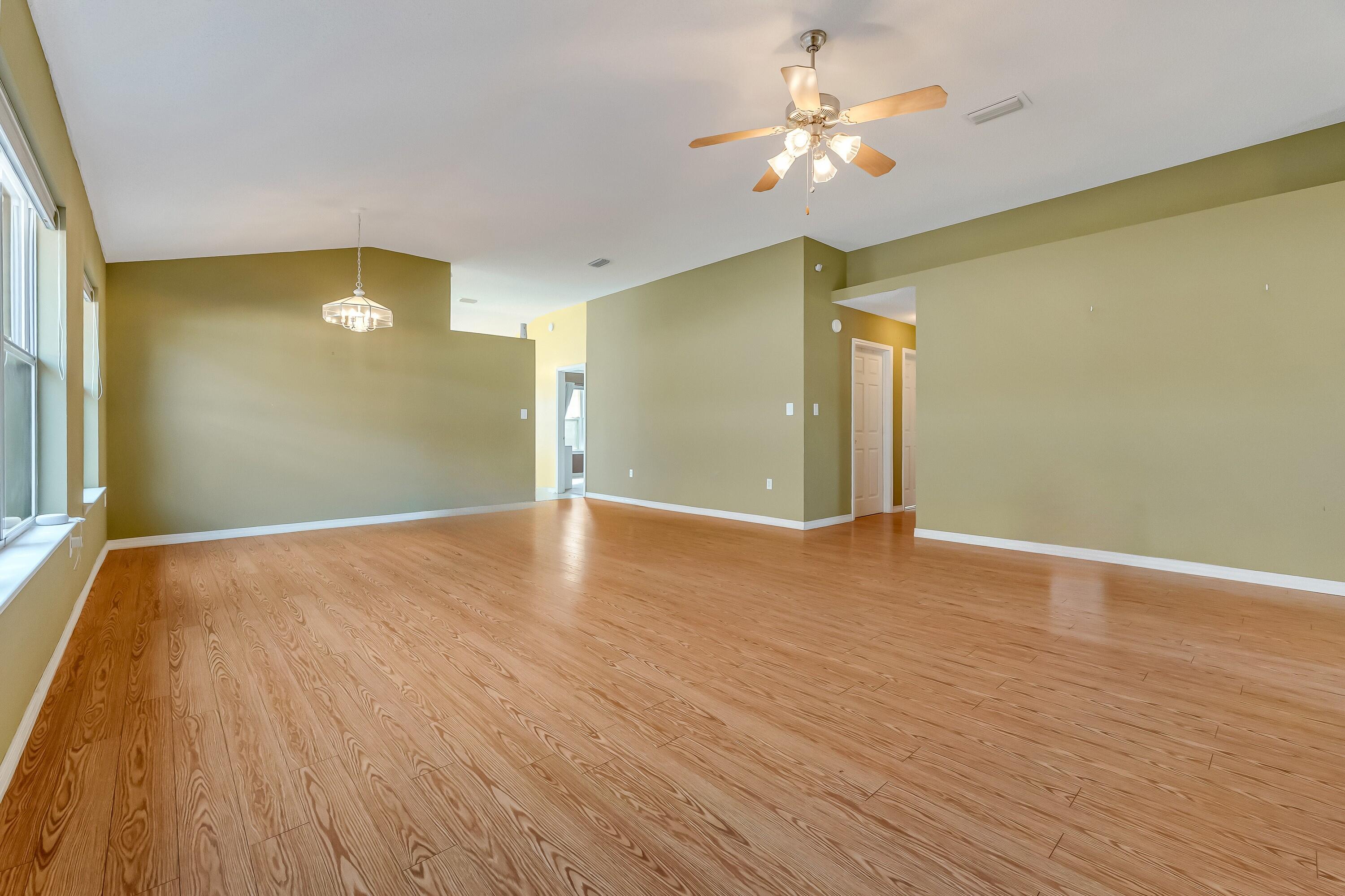 EMERALD VILLAGE S/D - Residential