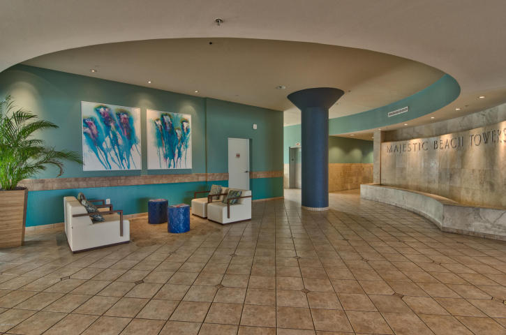 MAJESTIC BEACH TOWERS II - Residential