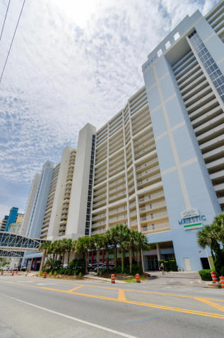 MAJESTIC BEACH TOWERS II - Residential