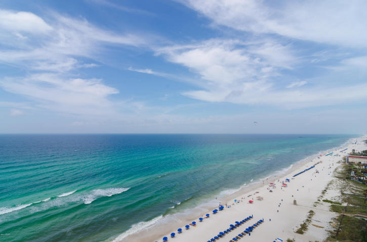 MAJESTIC BEACH TOWERS II - Residential