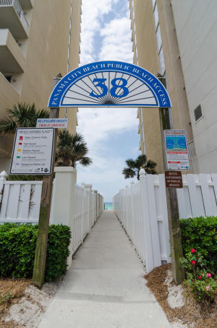 MAJESTIC BEACH TOWERS II - Residential