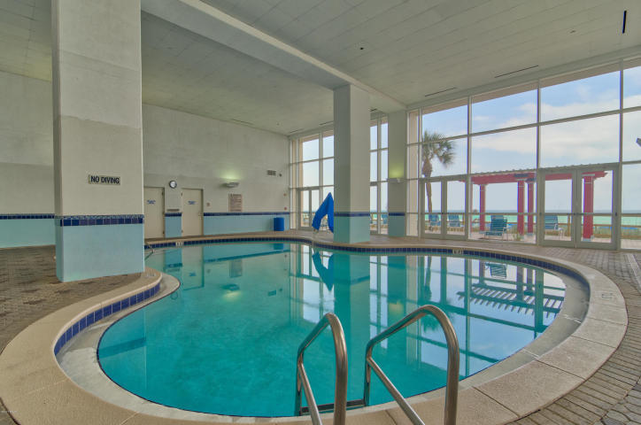 MAJESTIC BEACH TOWERS II - Residential