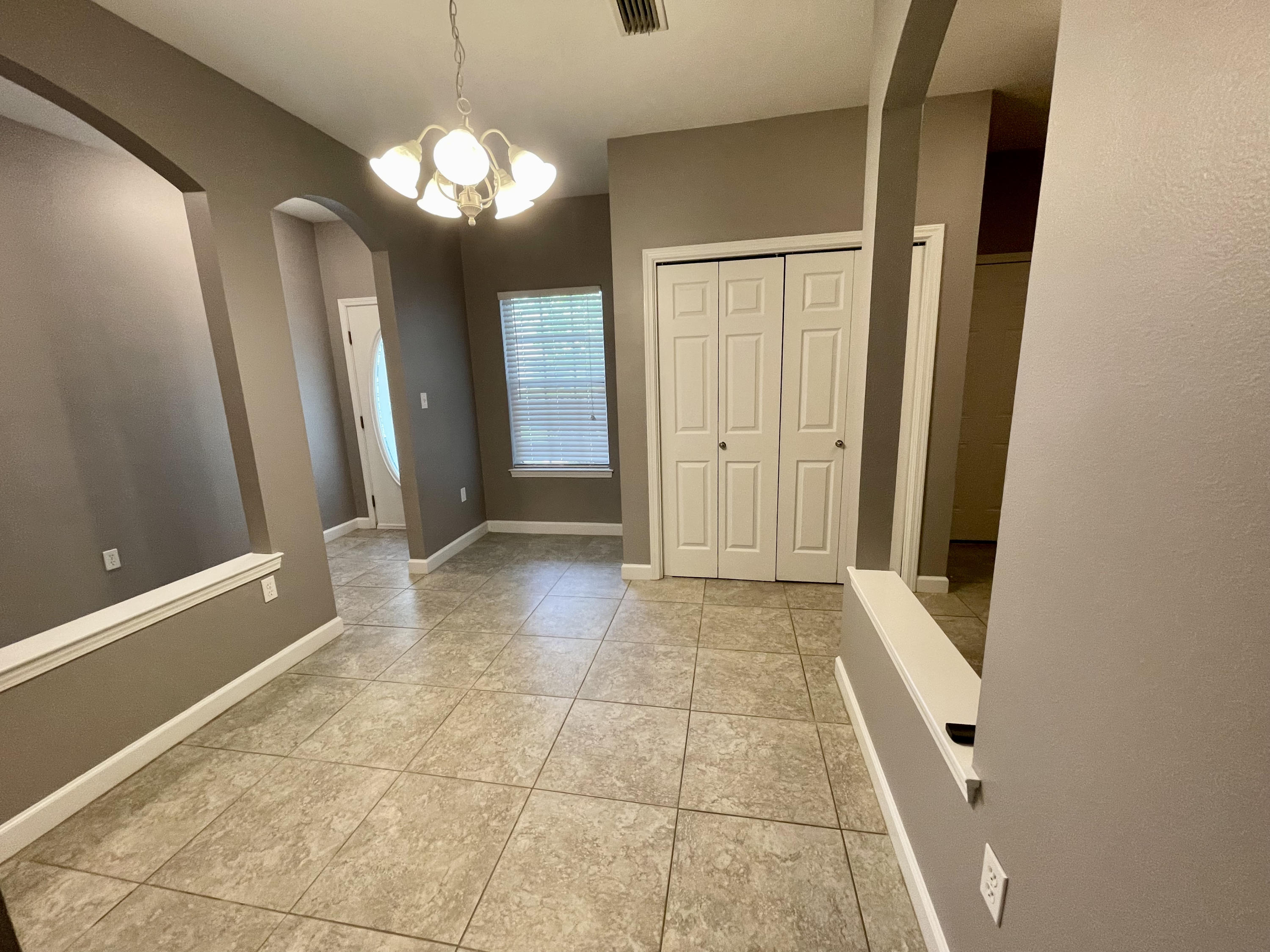 CARONDOLET T/H - Residential