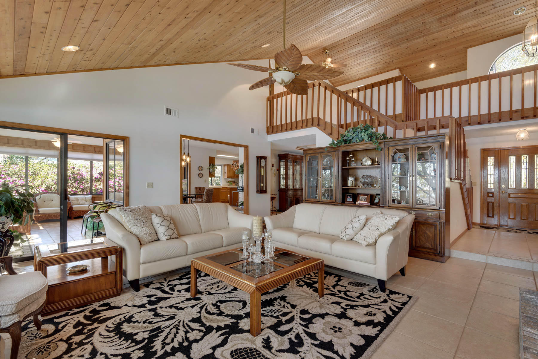 NORTH LAKE PIPPIN - Residential