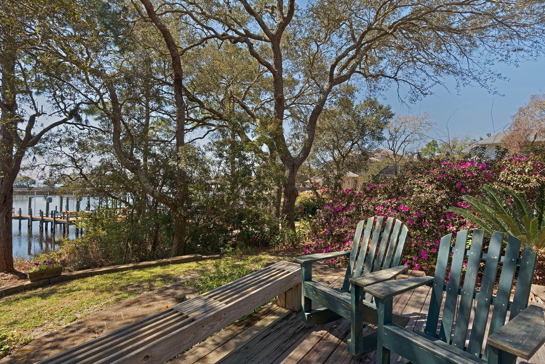 NORTH LAKE PIPPIN - Residential