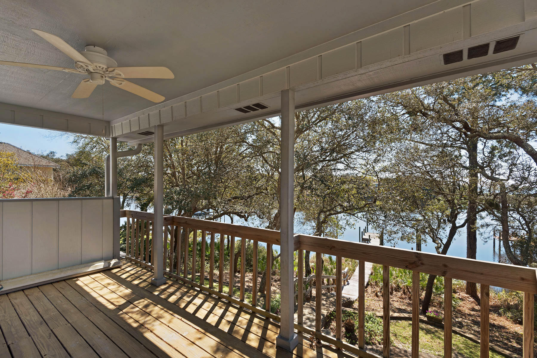 NORTH LAKE PIPPIN - Residential