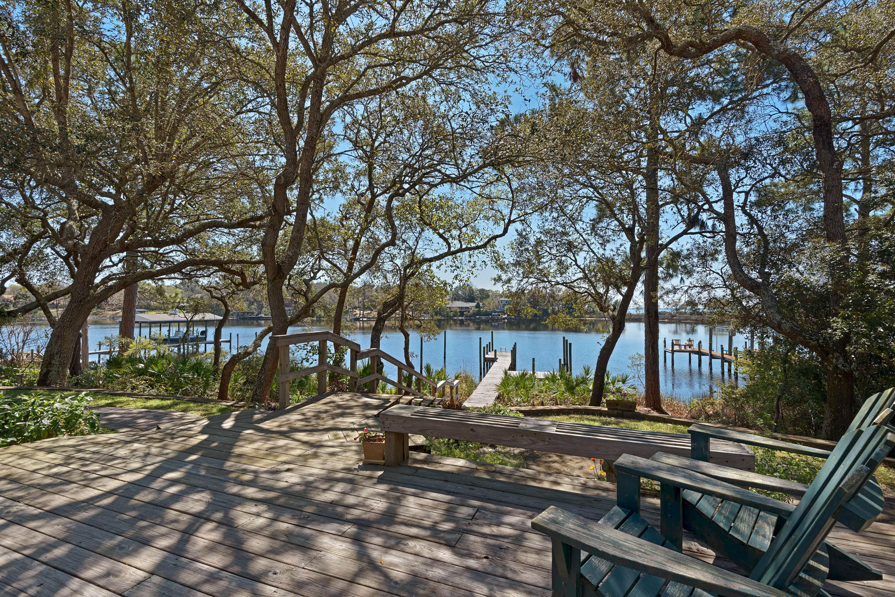 NORTH LAKE PIPPIN - Residential