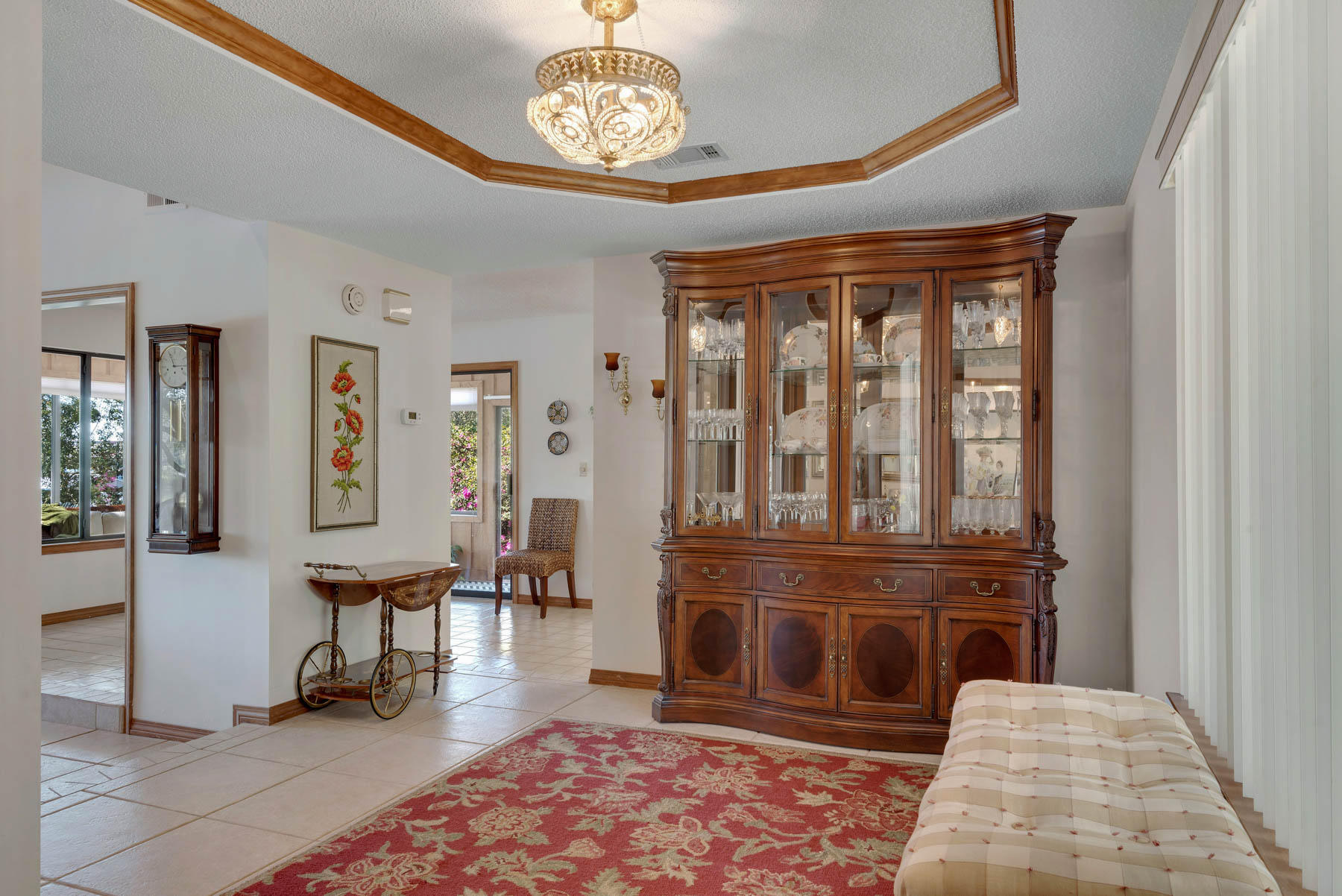 NORTH LAKE PIPPIN - Residential