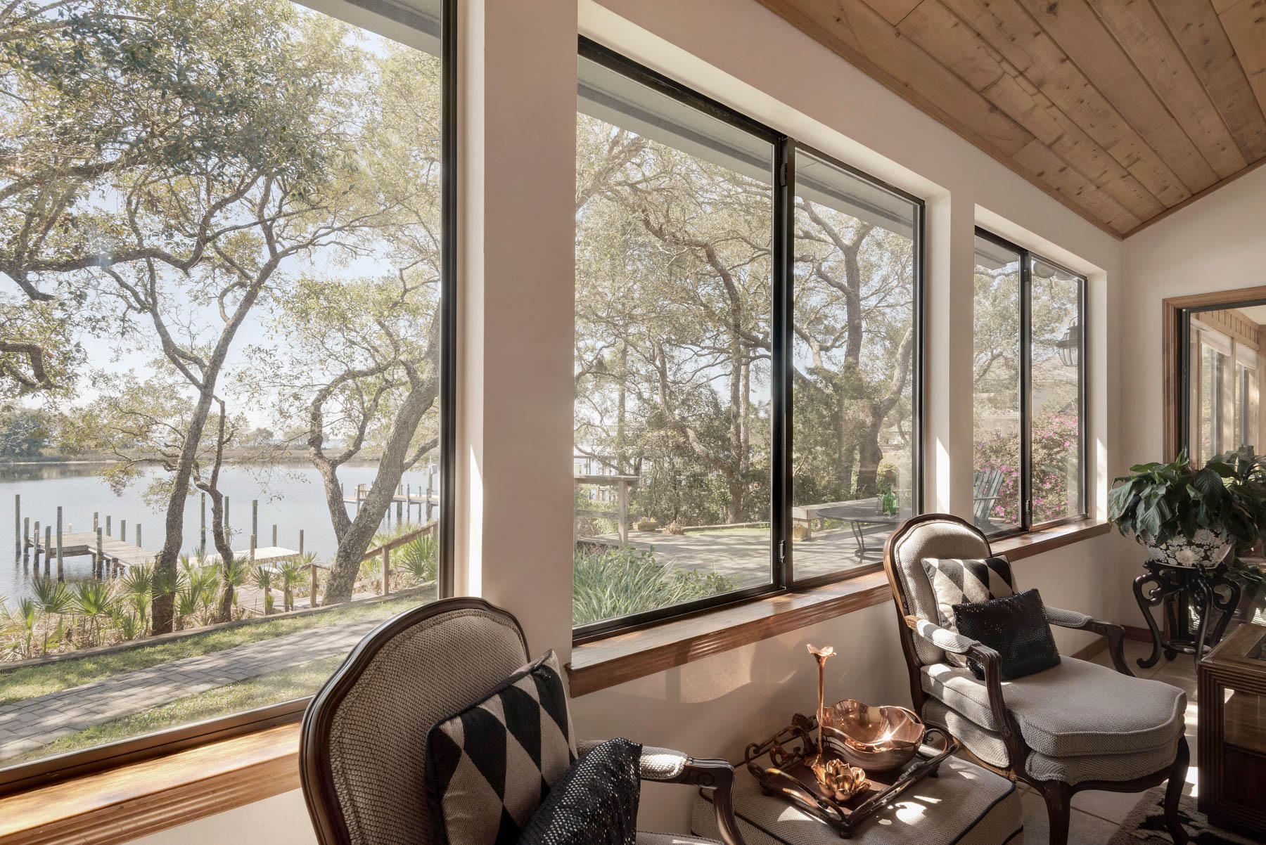 NORTH LAKE PIPPIN - Residential