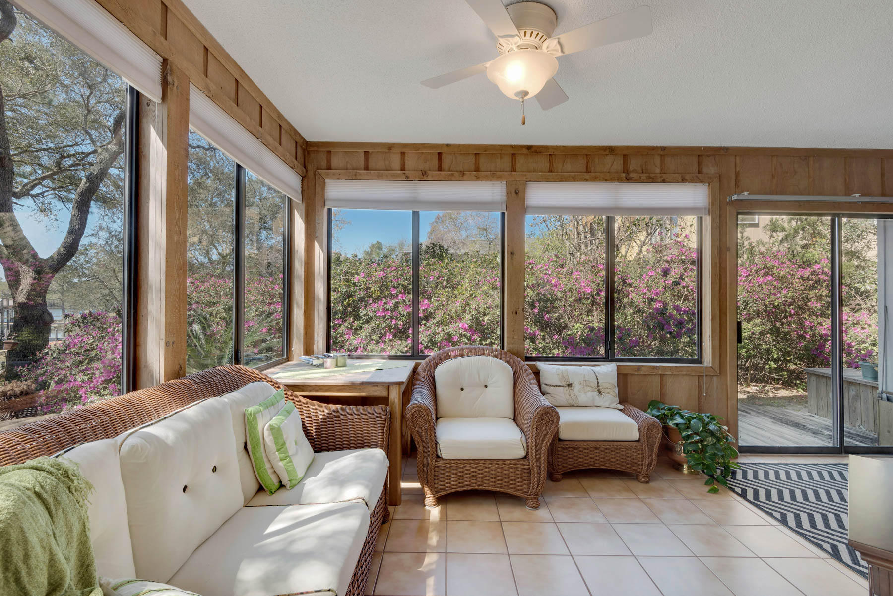 NORTH LAKE PIPPIN - Residential