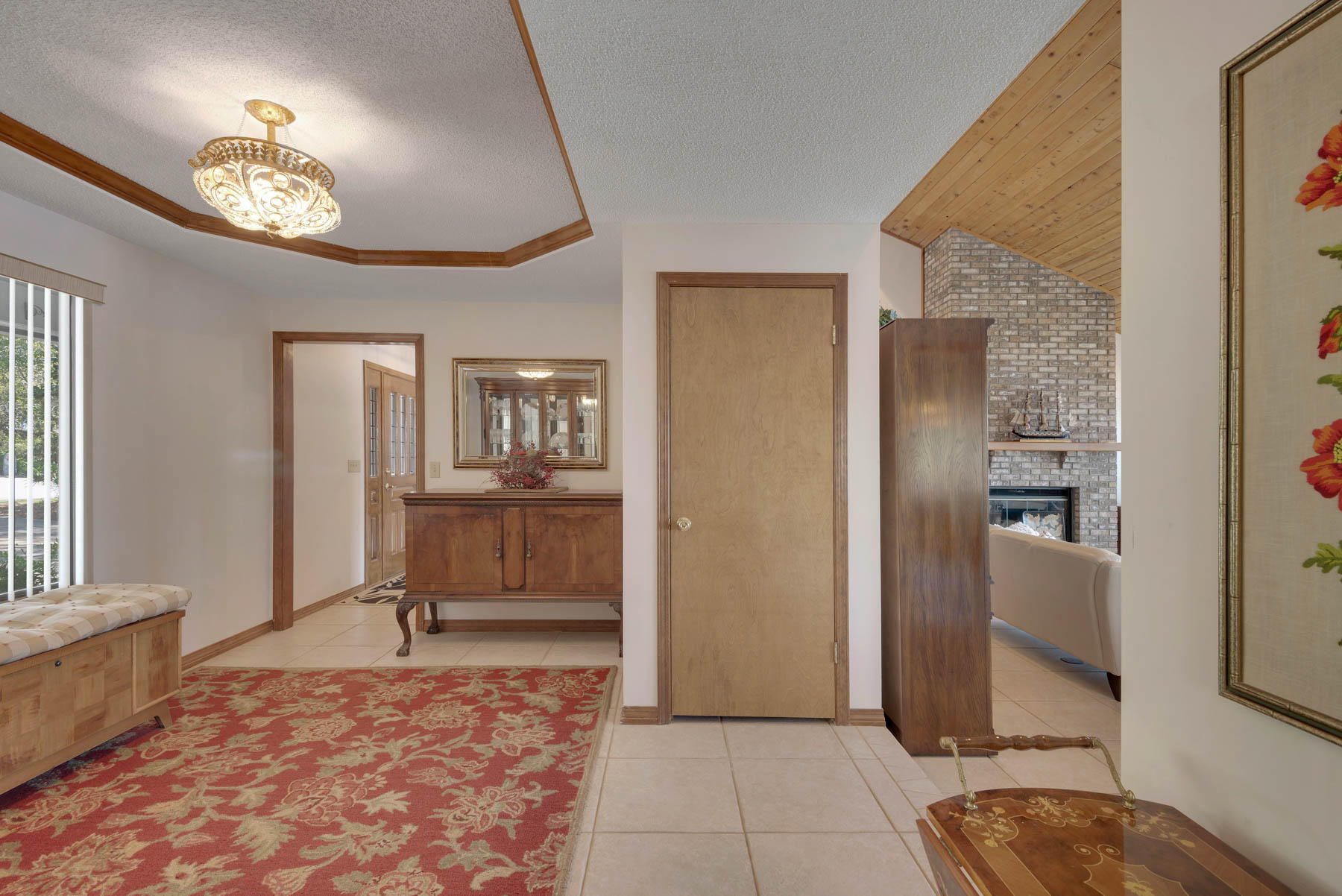 NORTH LAKE PIPPIN - Residential